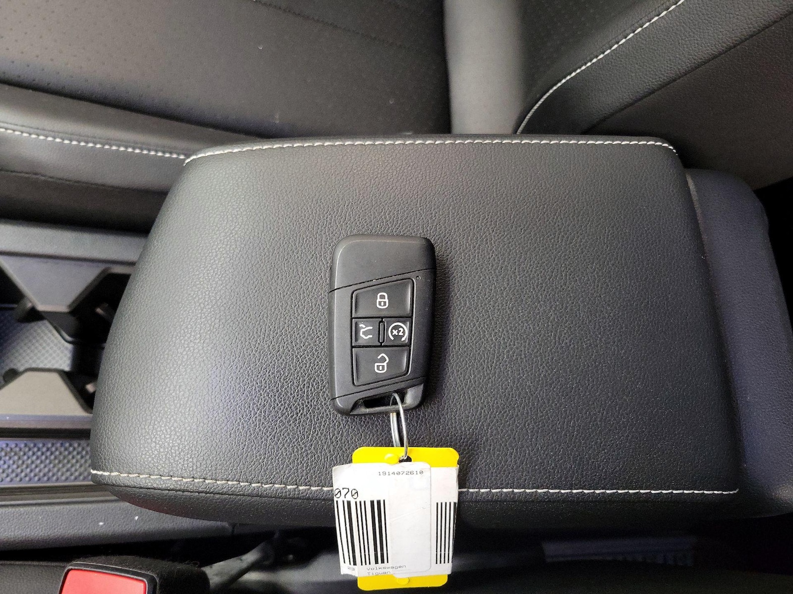 2023 Volkswagen Tiguan SE - Photo 23