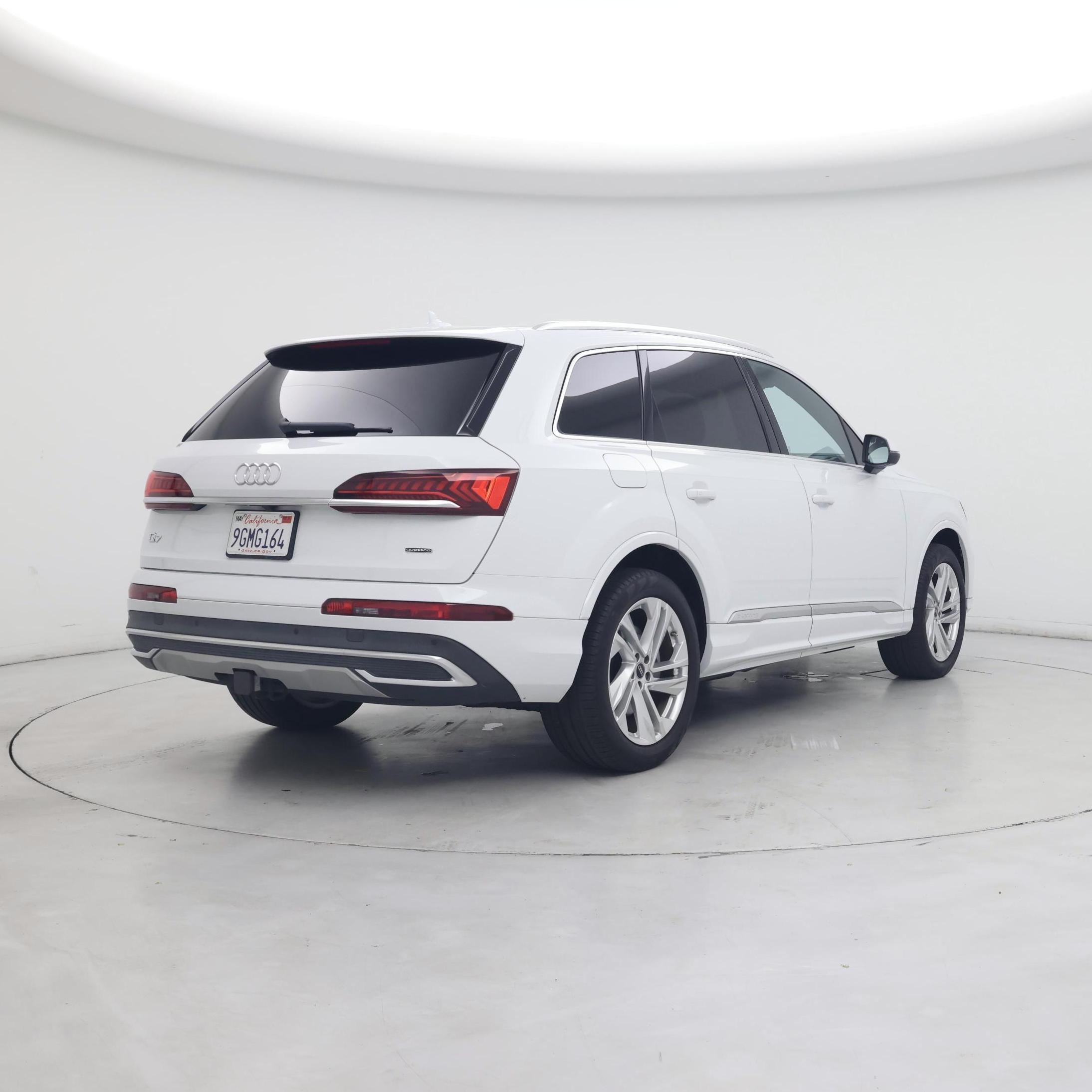 Thumbnail: 2023 Audi Q7 - 8