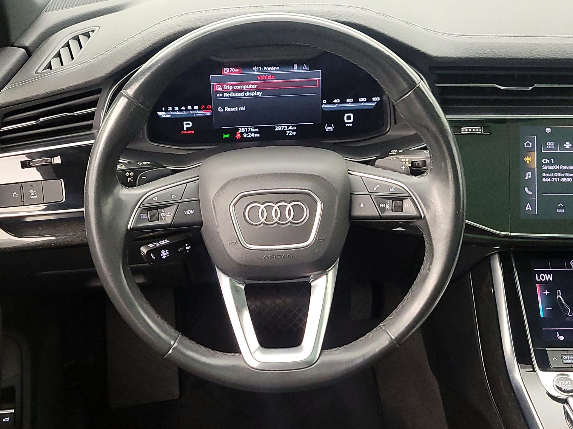 Thumbnail: 2023 Audi Q7 - 10