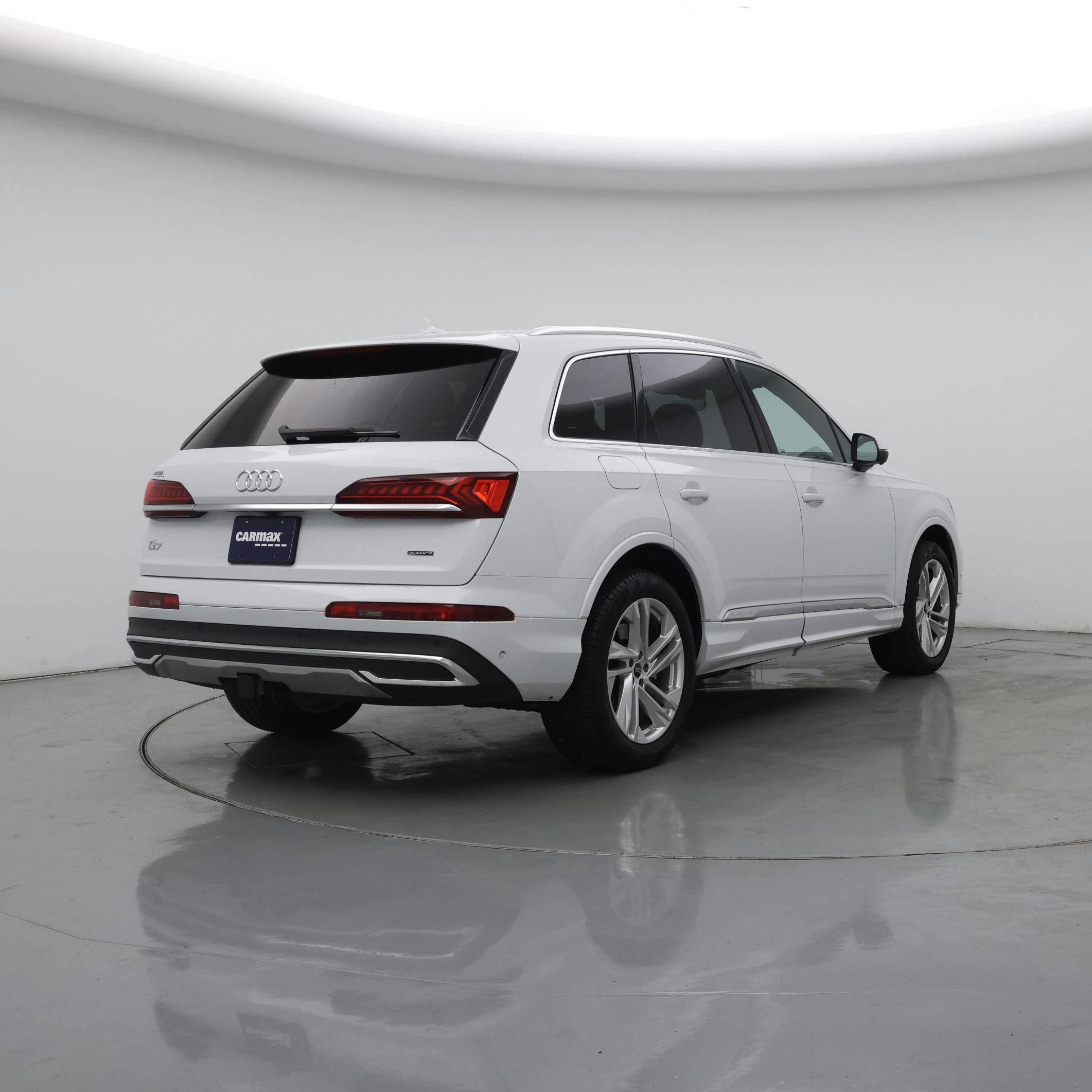 Thumbnail: 2023 Audi Q7 - 8