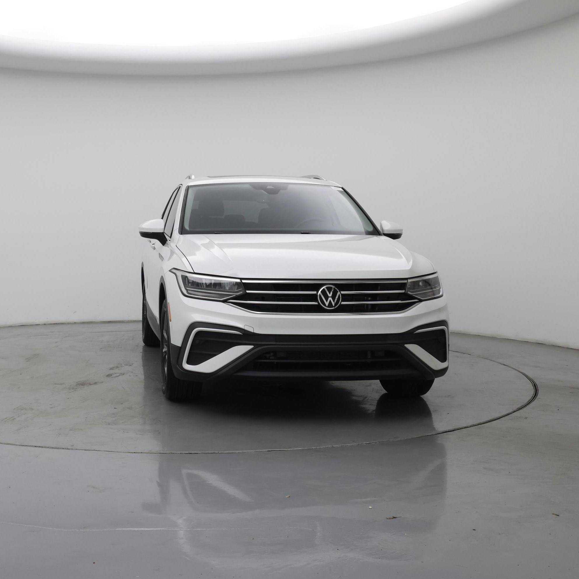 Thumbnail: 2023 Volkswagen Tiguan - 5