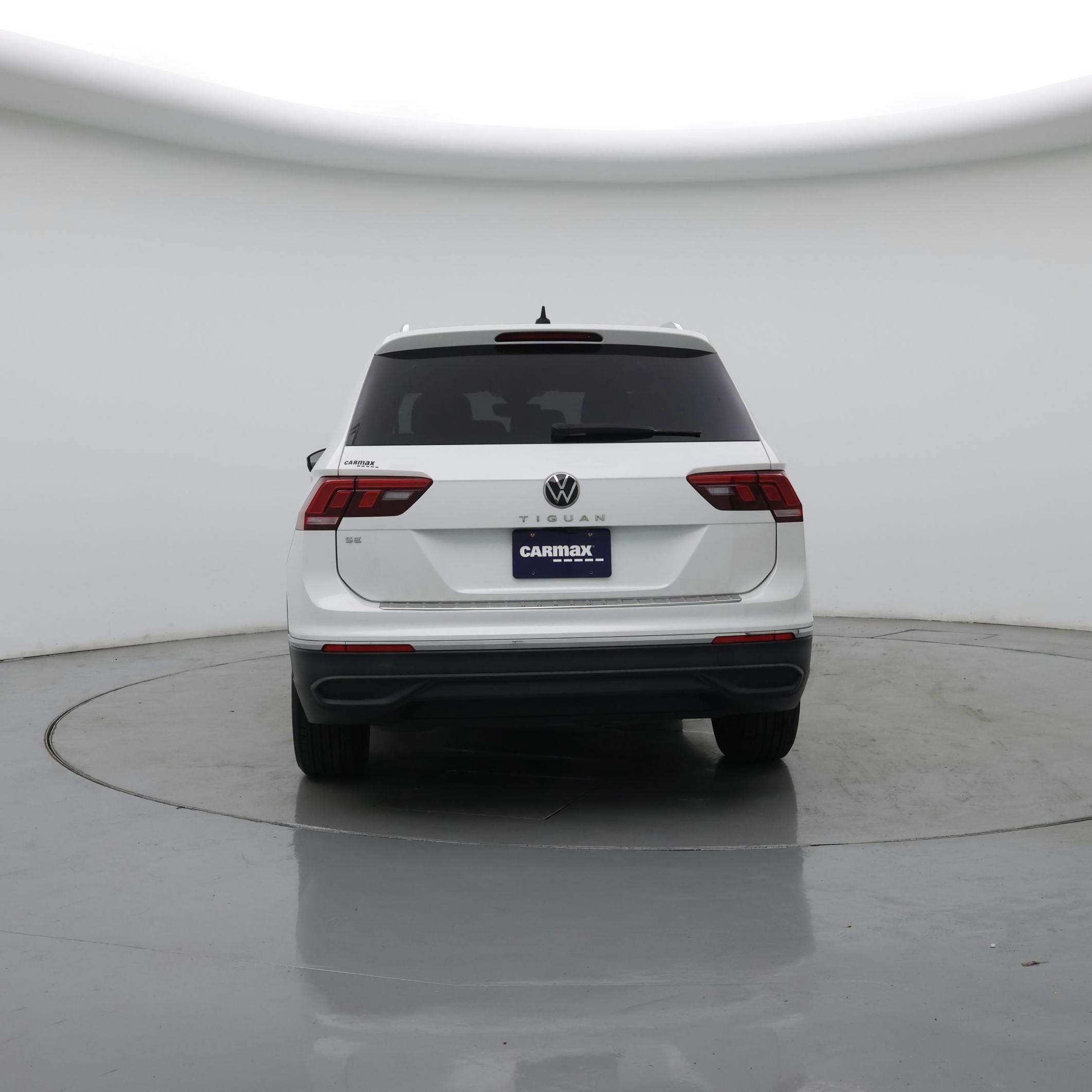 Thumbnail: 2023 Volkswagen Tiguan - 6