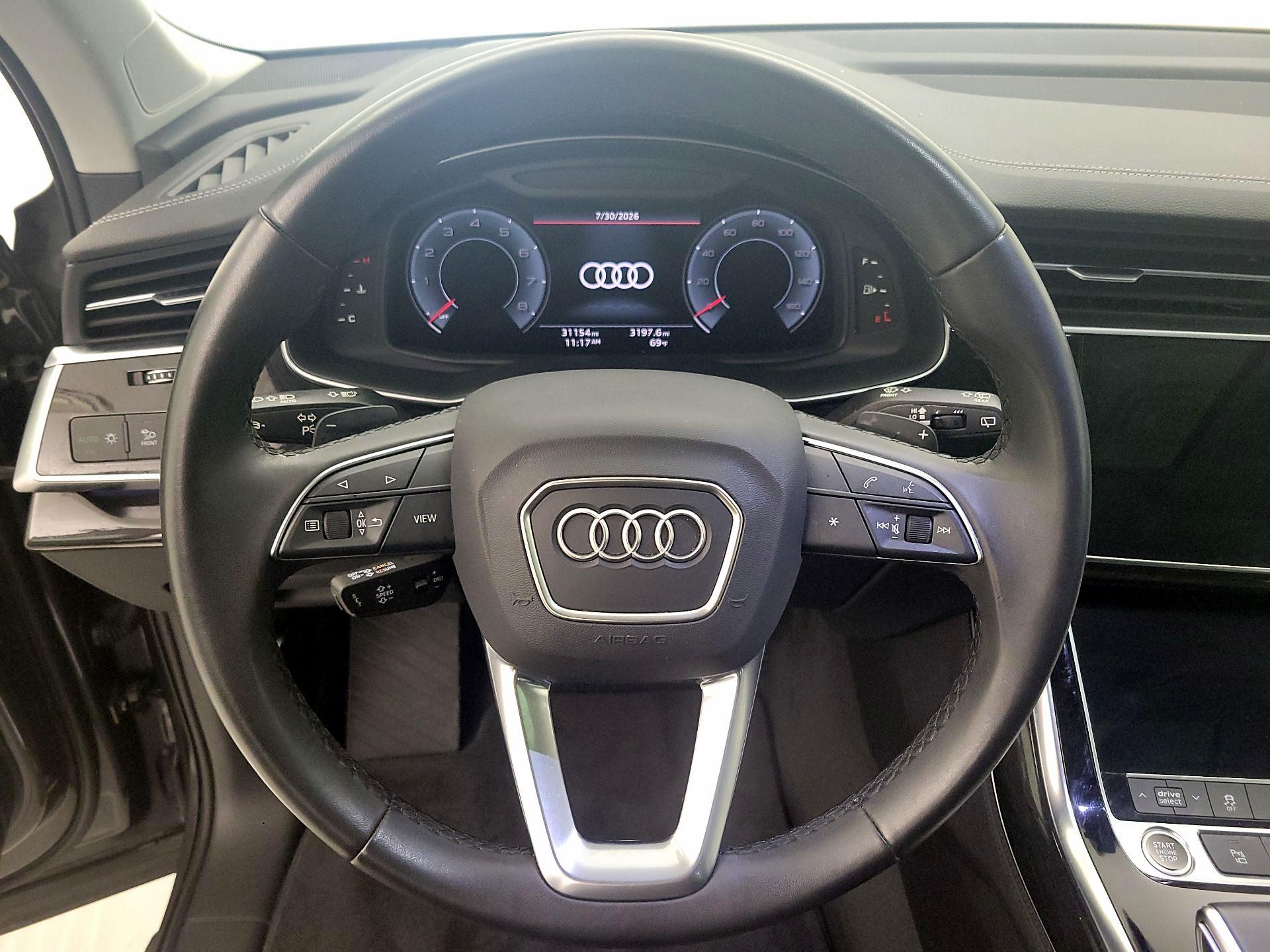 Thumbnail: 2023 Audi Q7 - 10
