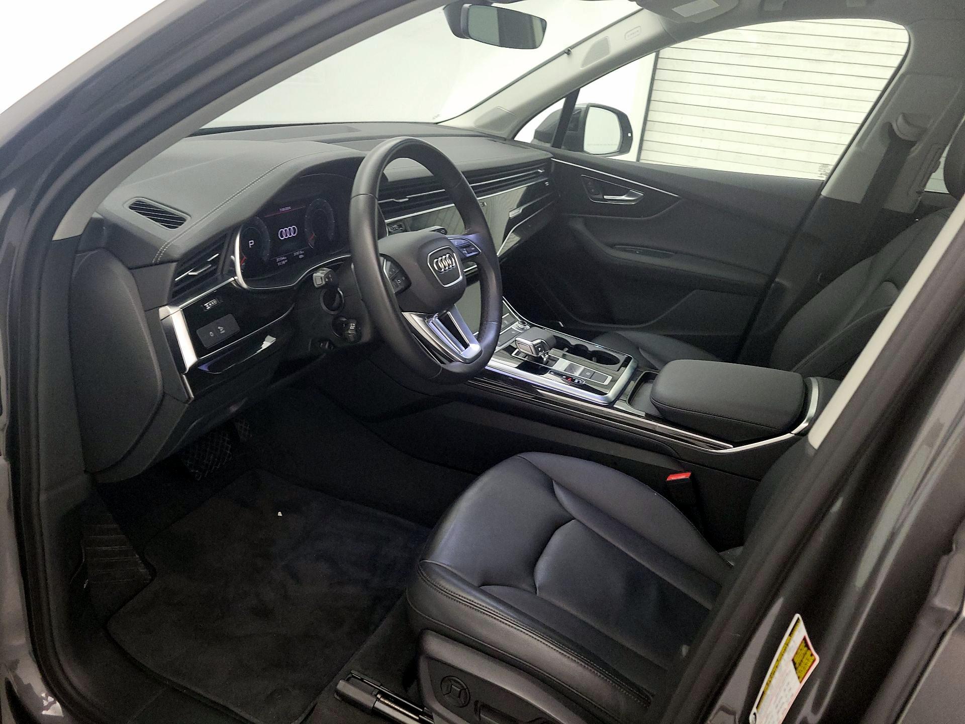 Thumbnail: 2023 Audi Q7 - 11