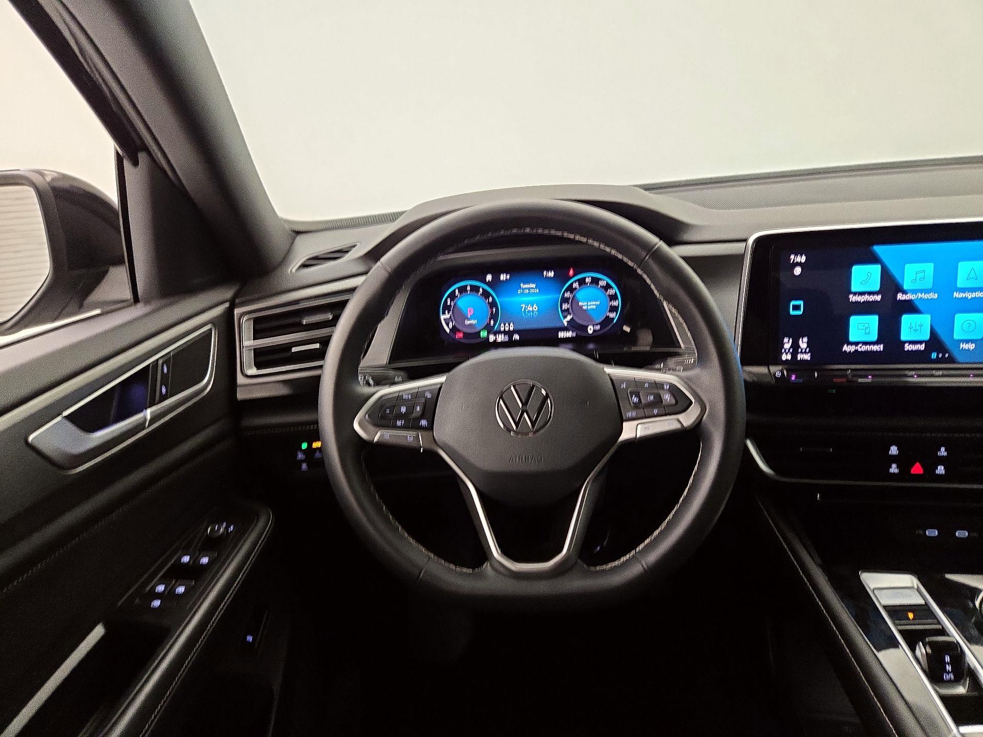 Thumbnail: 2024 Volkswagen Atlas - 10