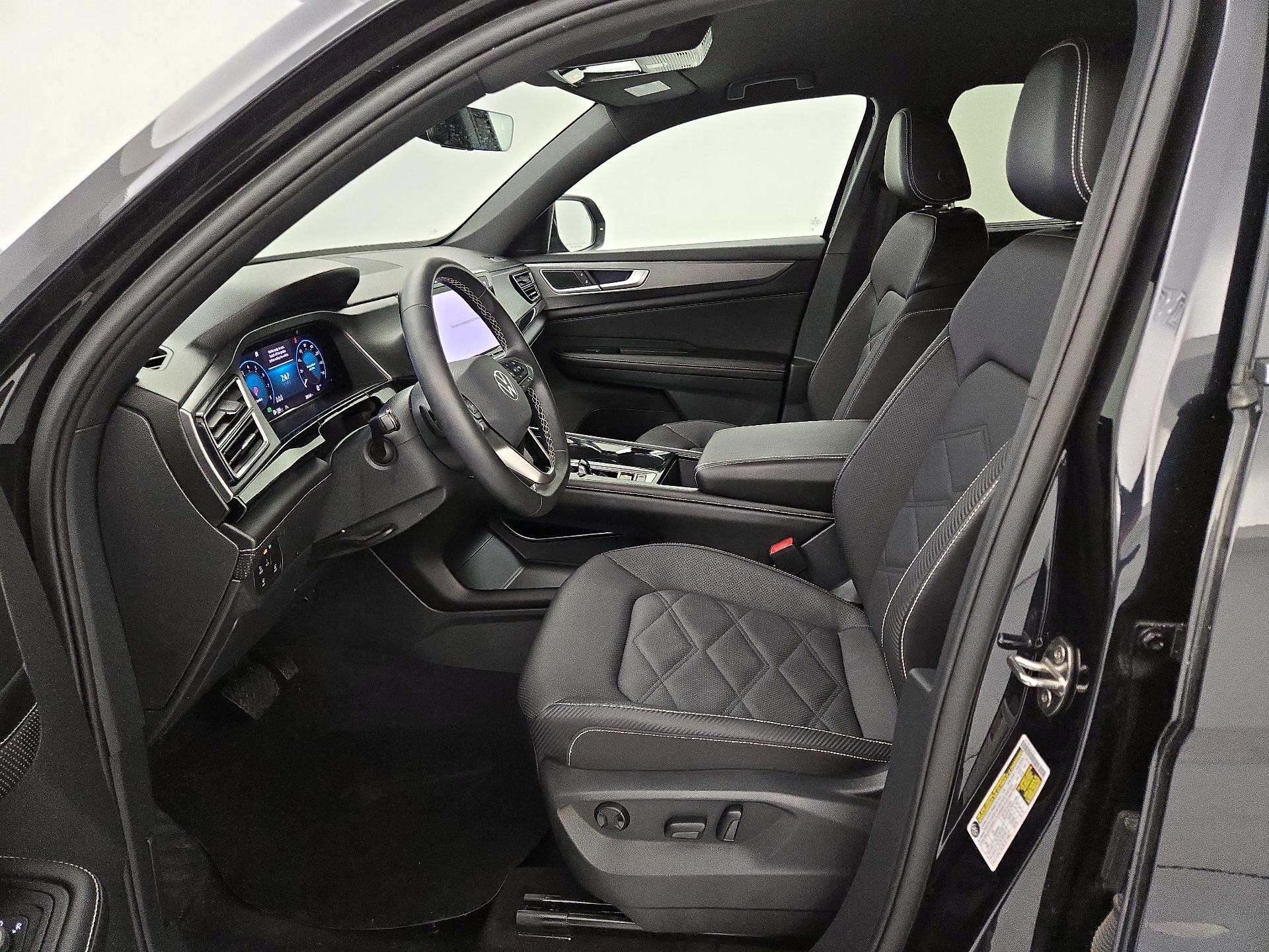 Thumbnail: 2024 Volkswagen Atlas - 11