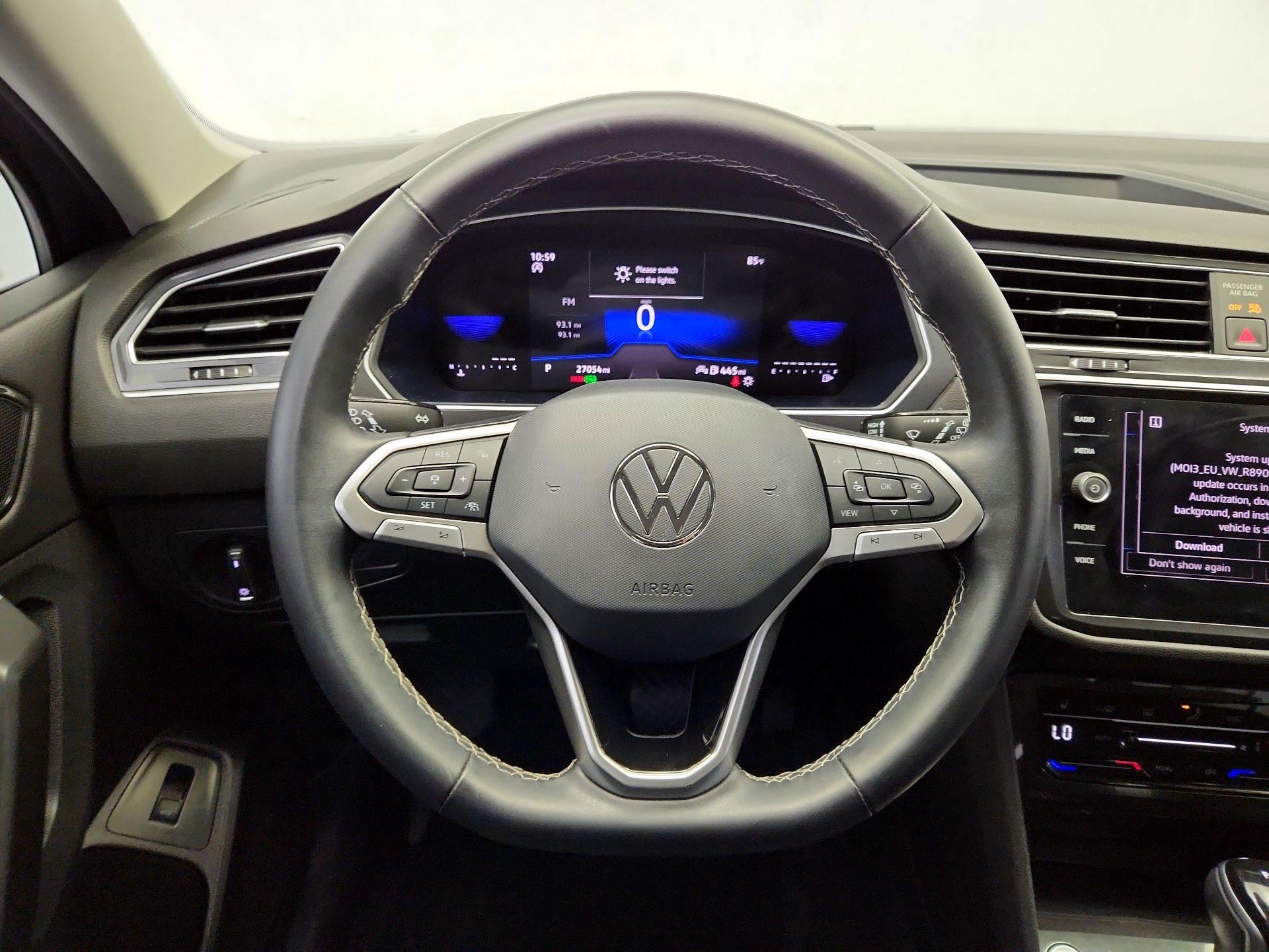 Thumbnail: 2024 Volkswagen Tiguan - 10