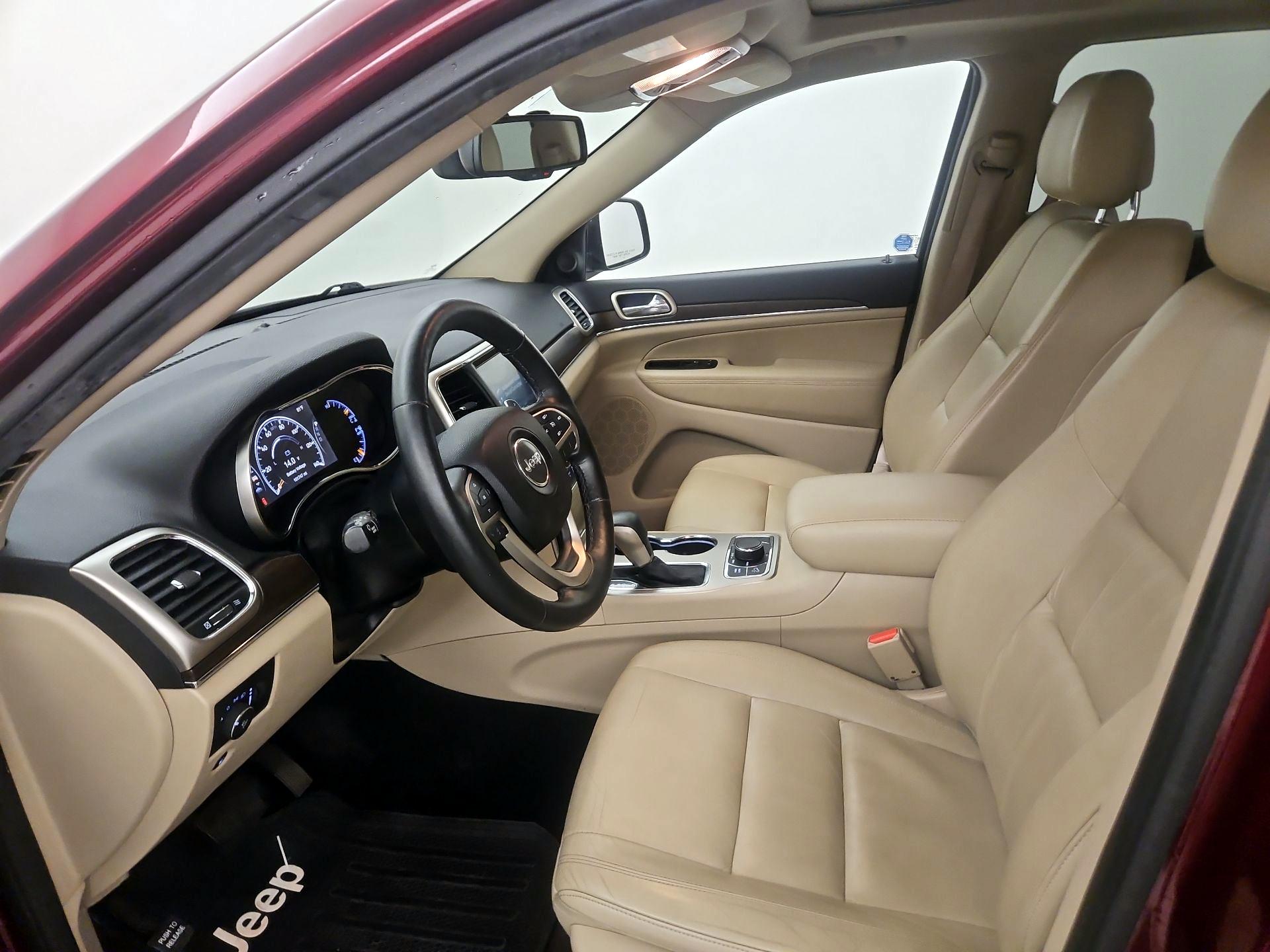 Thumbnail: 2016 Jeep Grand Cherokee - 11