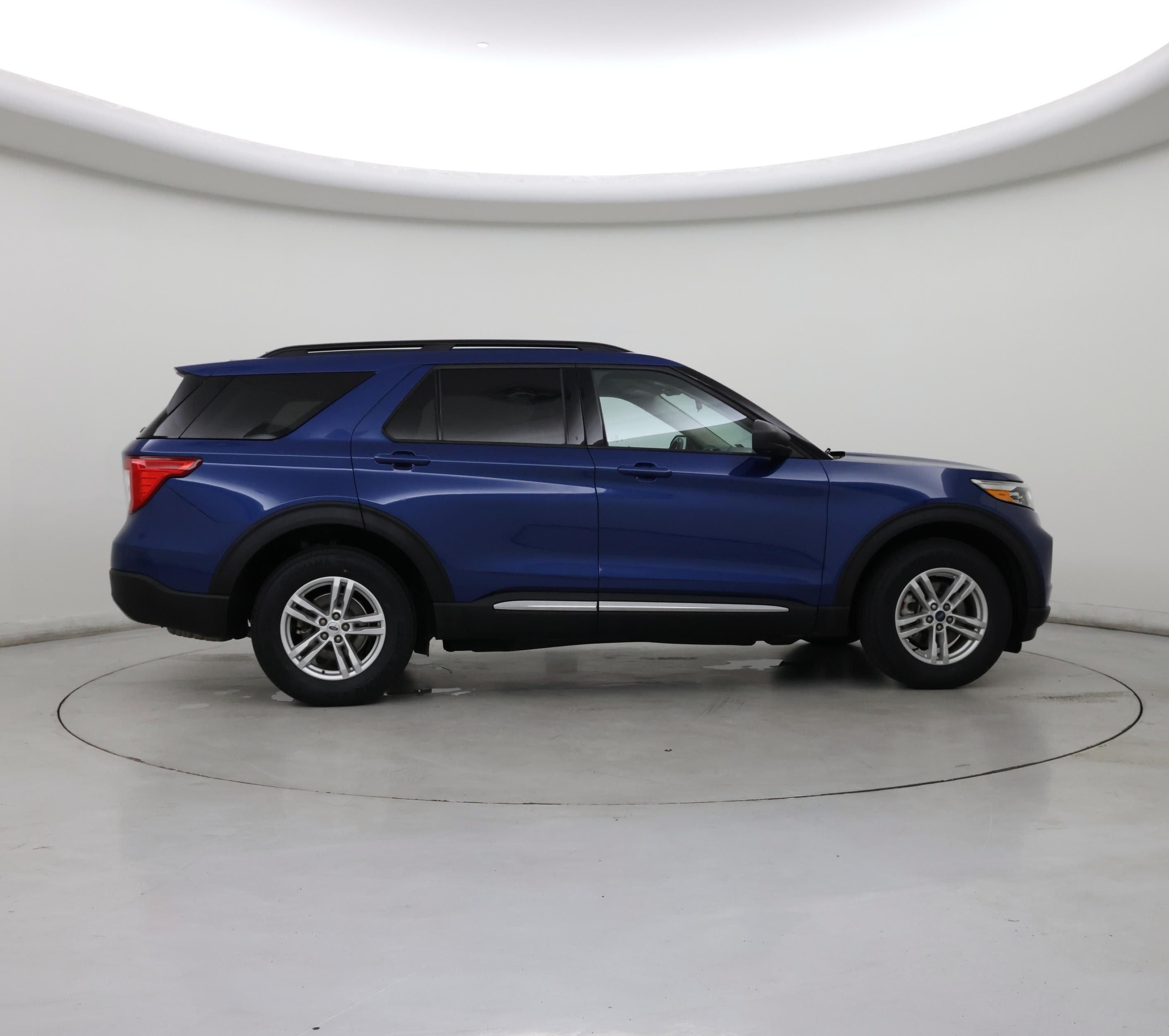 Thumbnail: 2023 Ford Explorer - 7