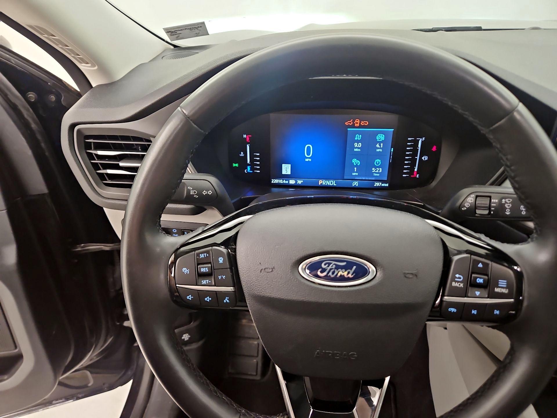 Thumbnail: 2023 Ford Escape - 10