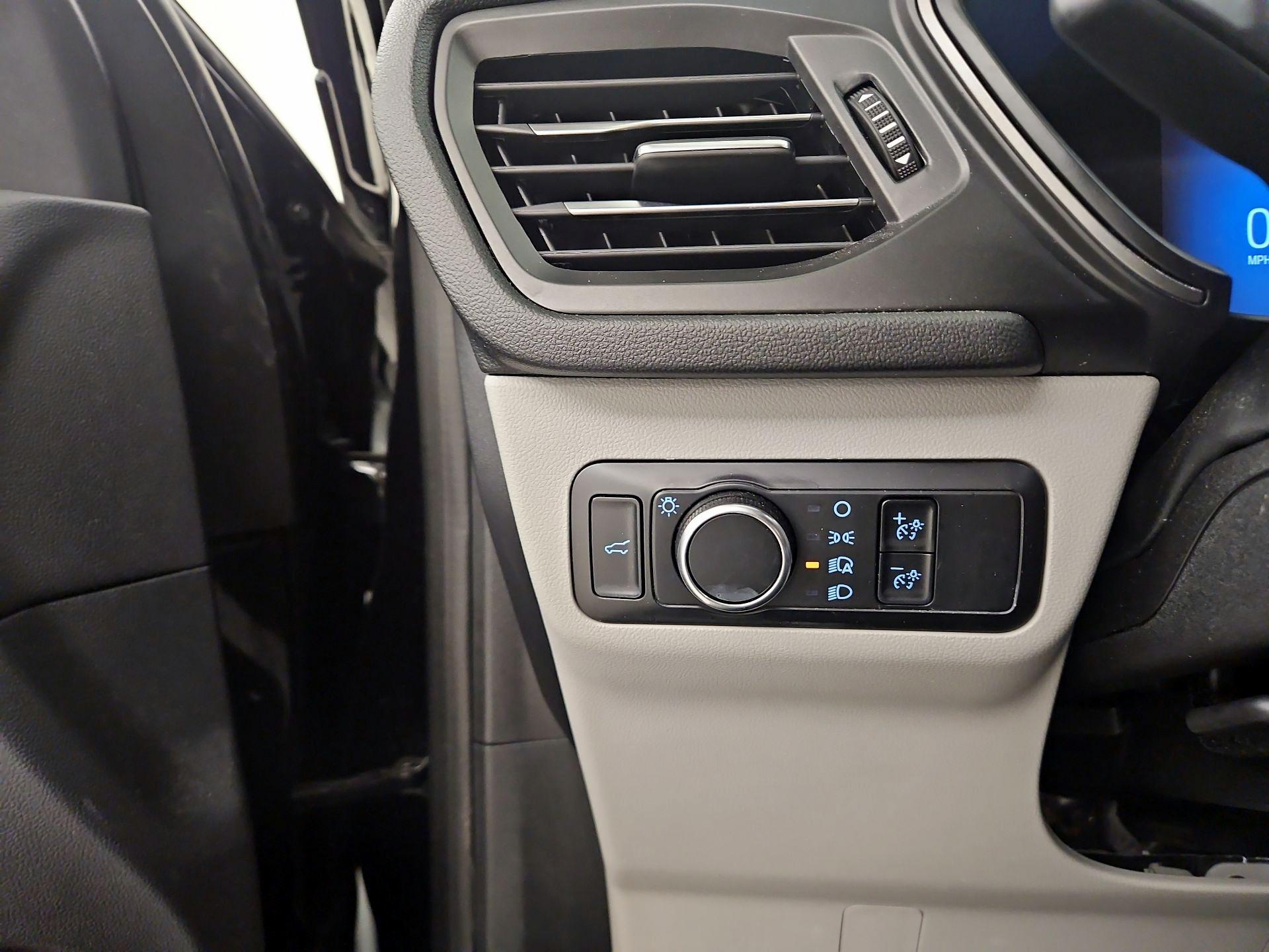 Thumbnail: 2023 Ford Escape - 13