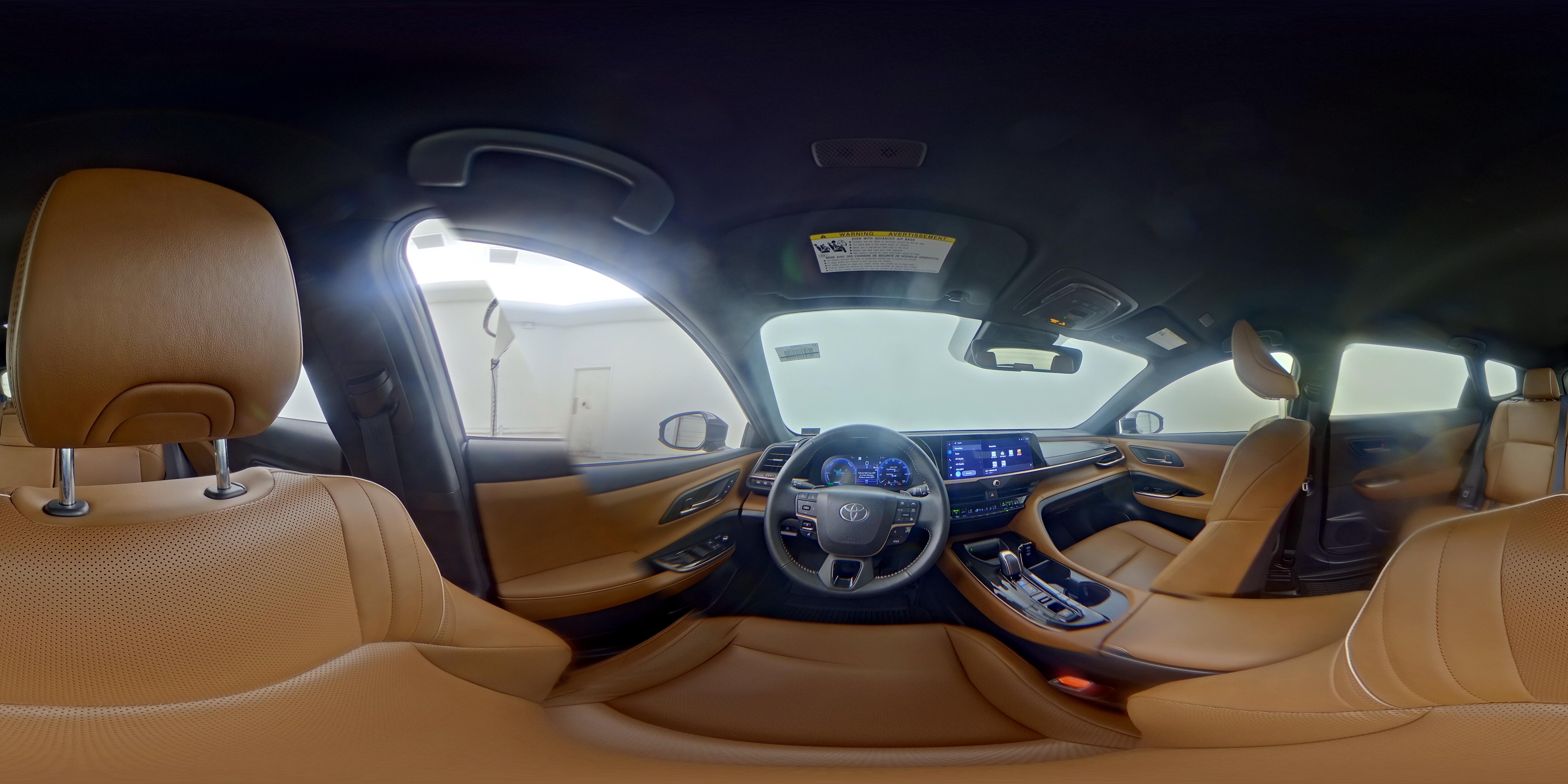 2025 Toyota Crown Signia XLE - Photo 26