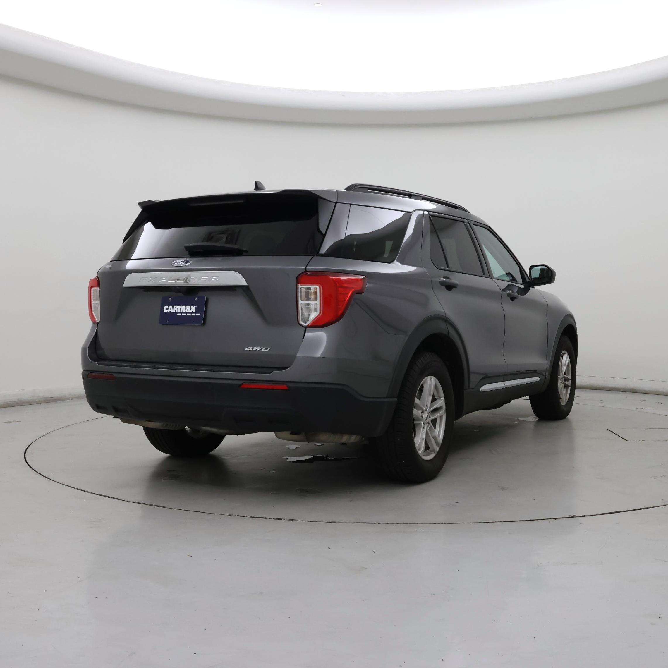 Thumbnail: 2022 Ford Explorer - 8