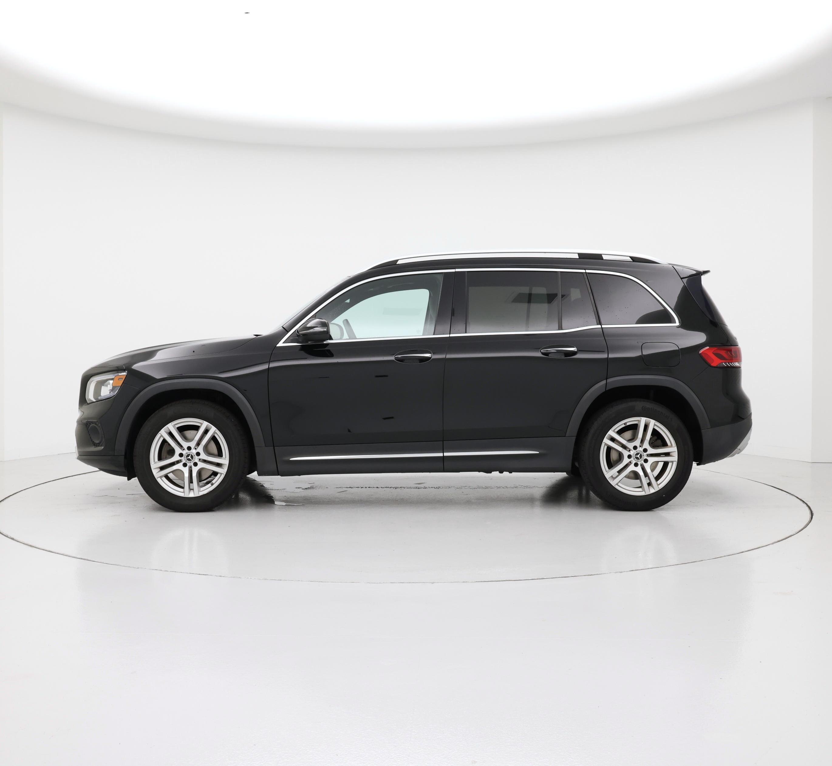 Thumbnail: 2022 Mercedes-Benz GLB - 3