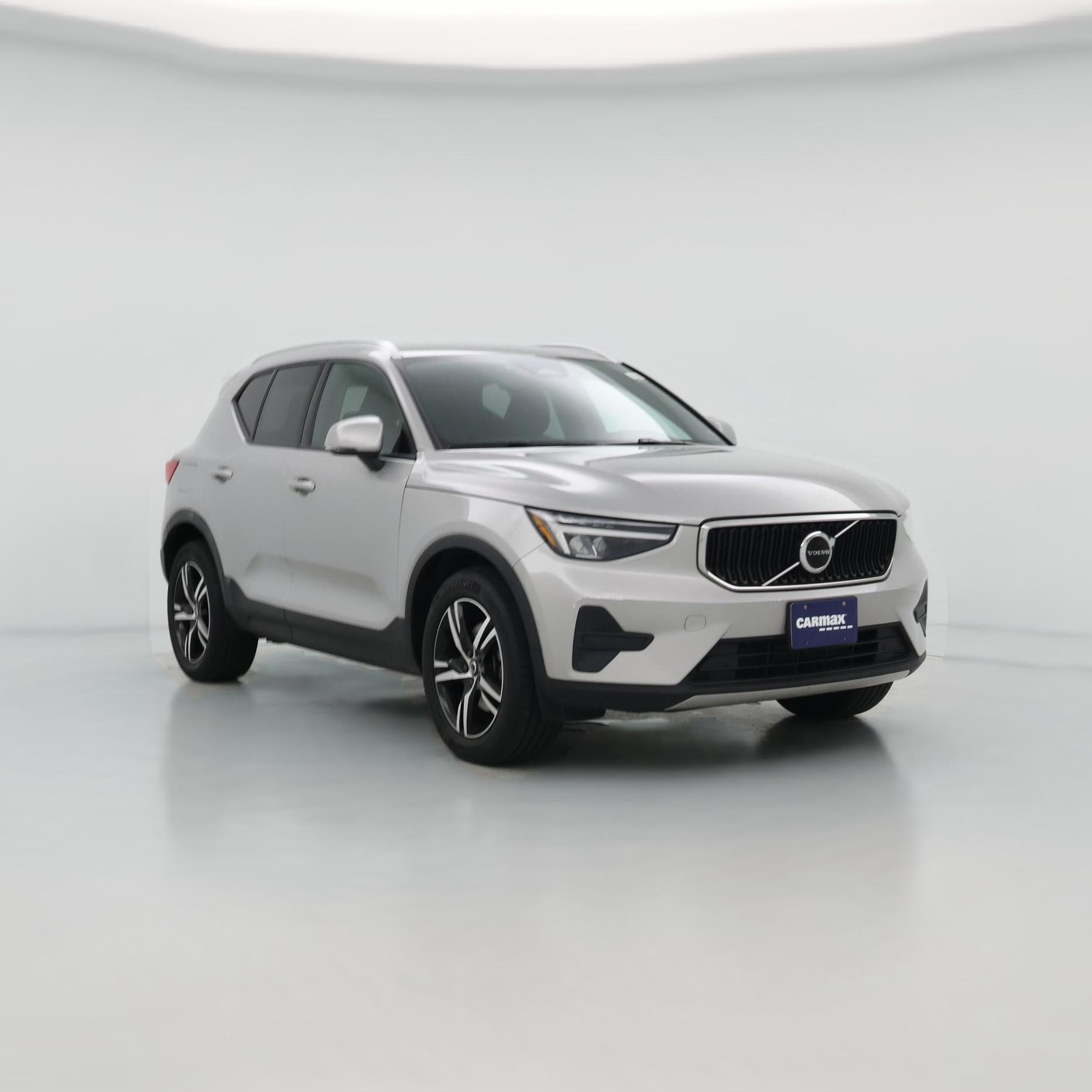 Thumbnail: 2023 Volvo XC40 - 1