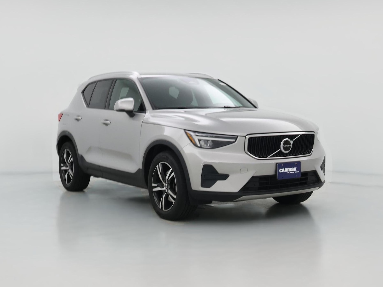 2023 Volvo XC40
