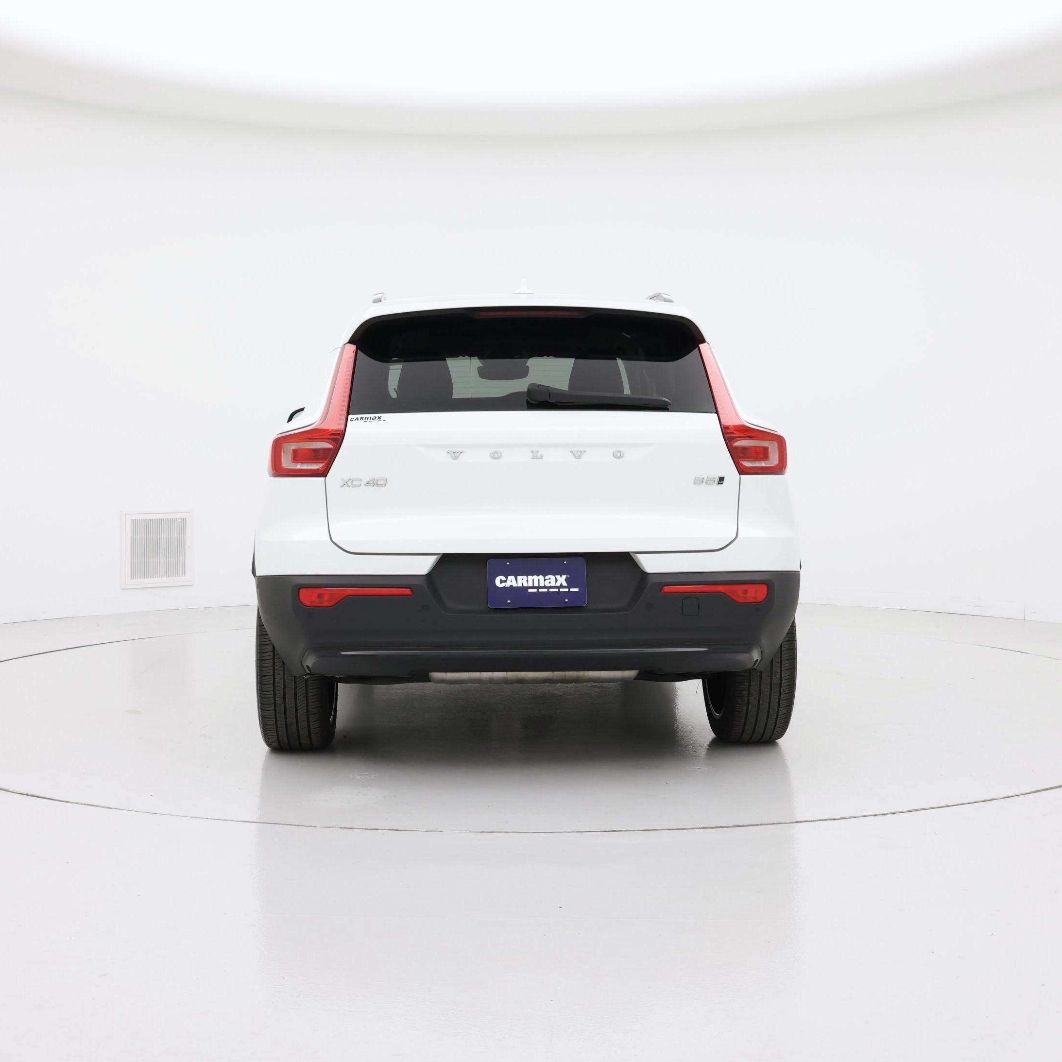Thumbnail: 2024 Volvo XC40 - 6