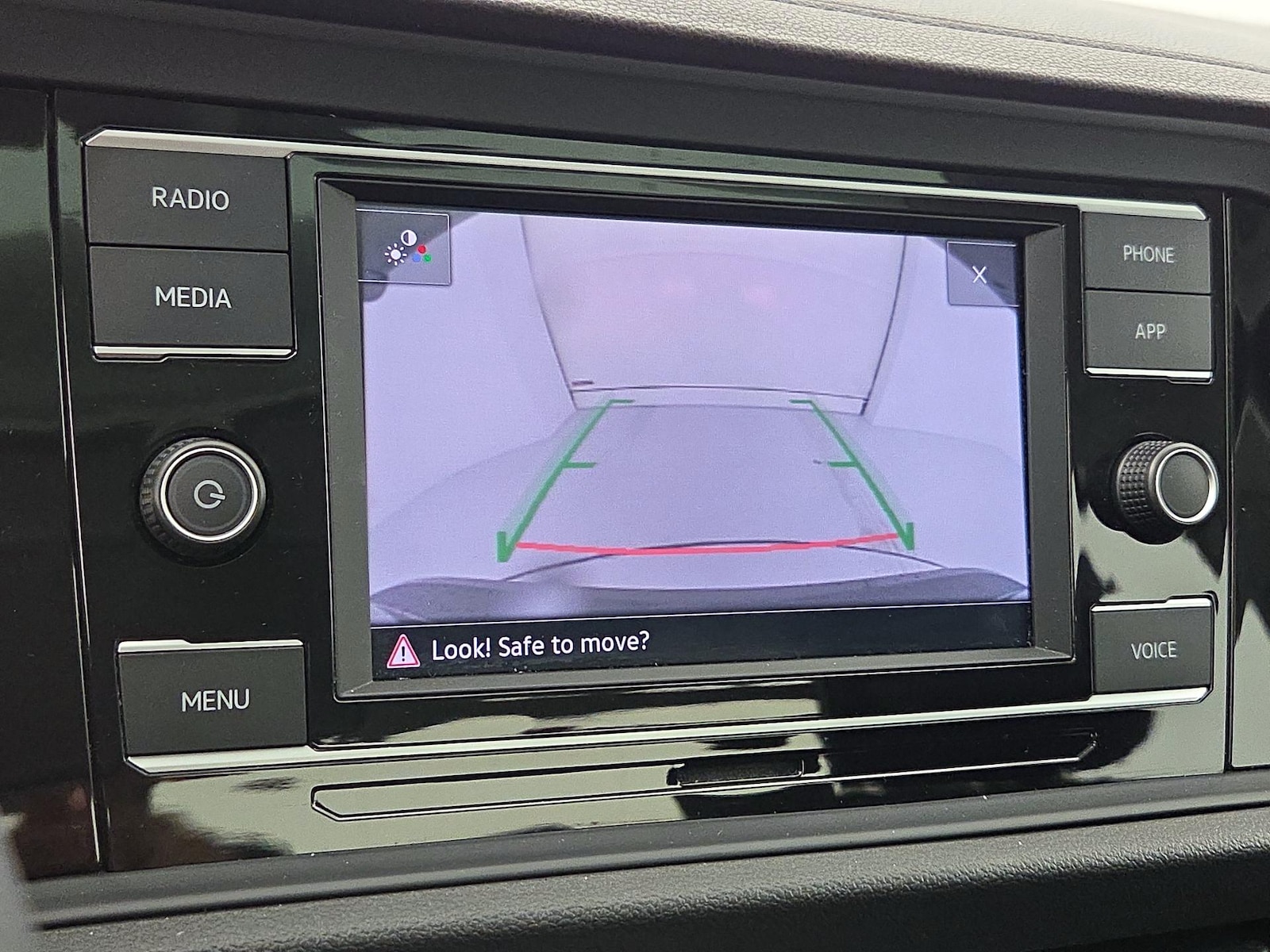 2020 Volkswagen Jetta SE - Photo 15