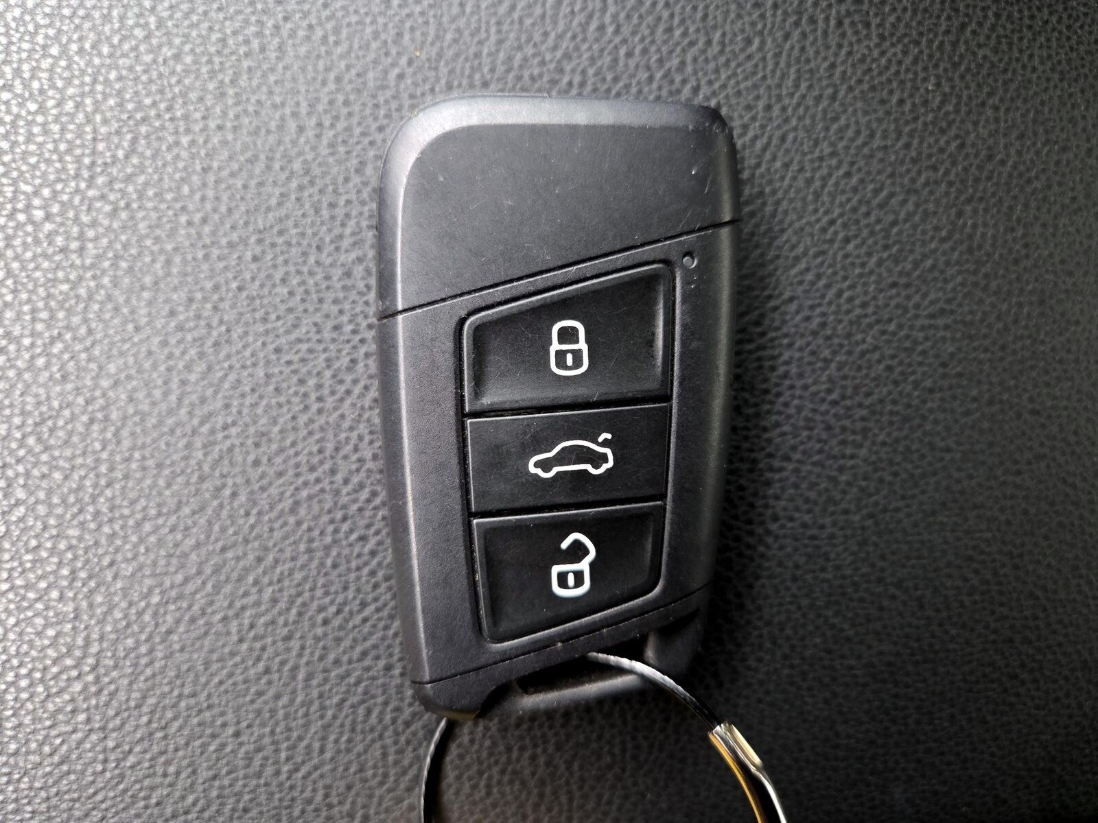 2020 Volkswagen Jetta SE - Photo 24