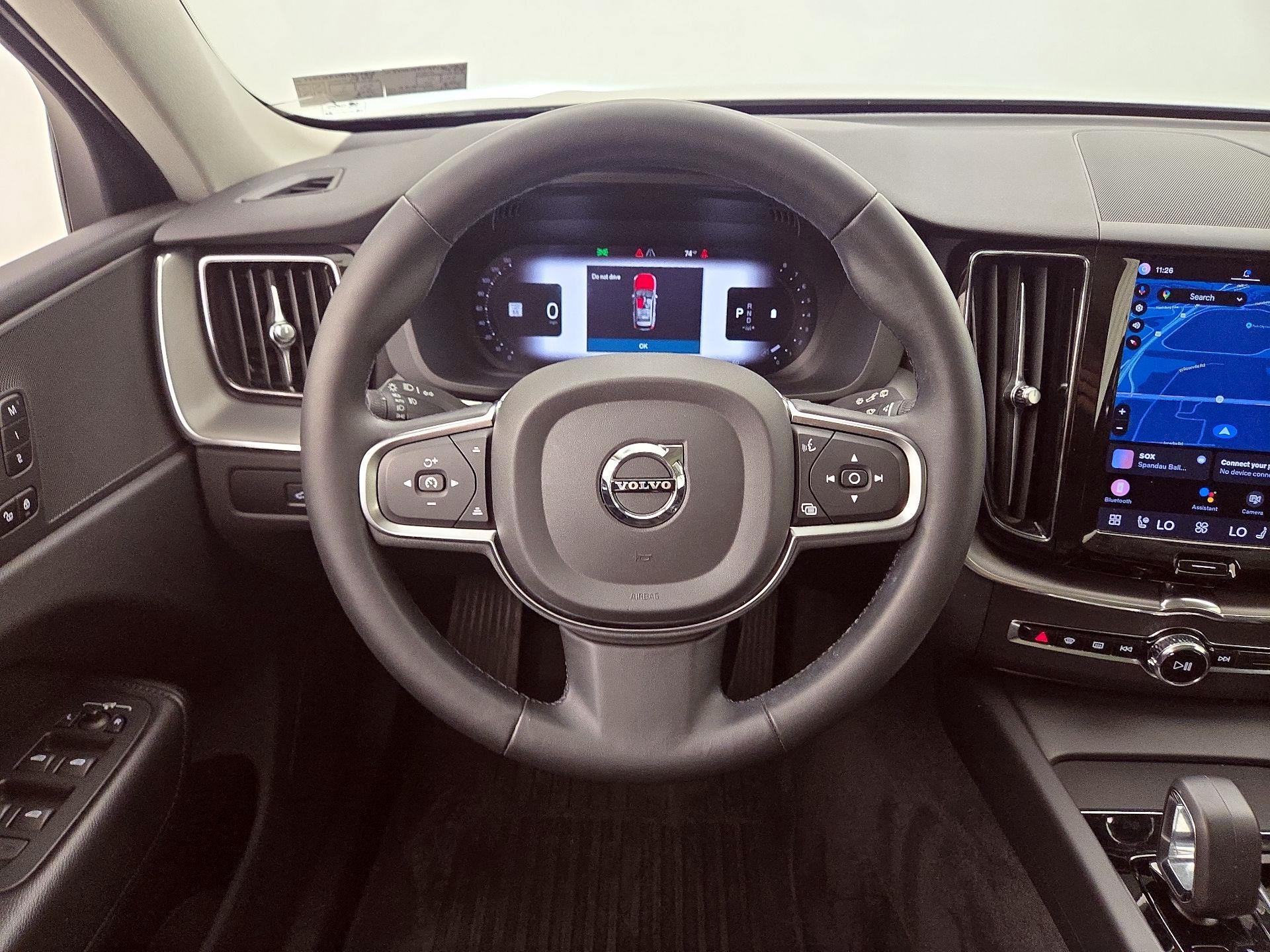 Thumbnail: 2023 Volvo XC60 - 10