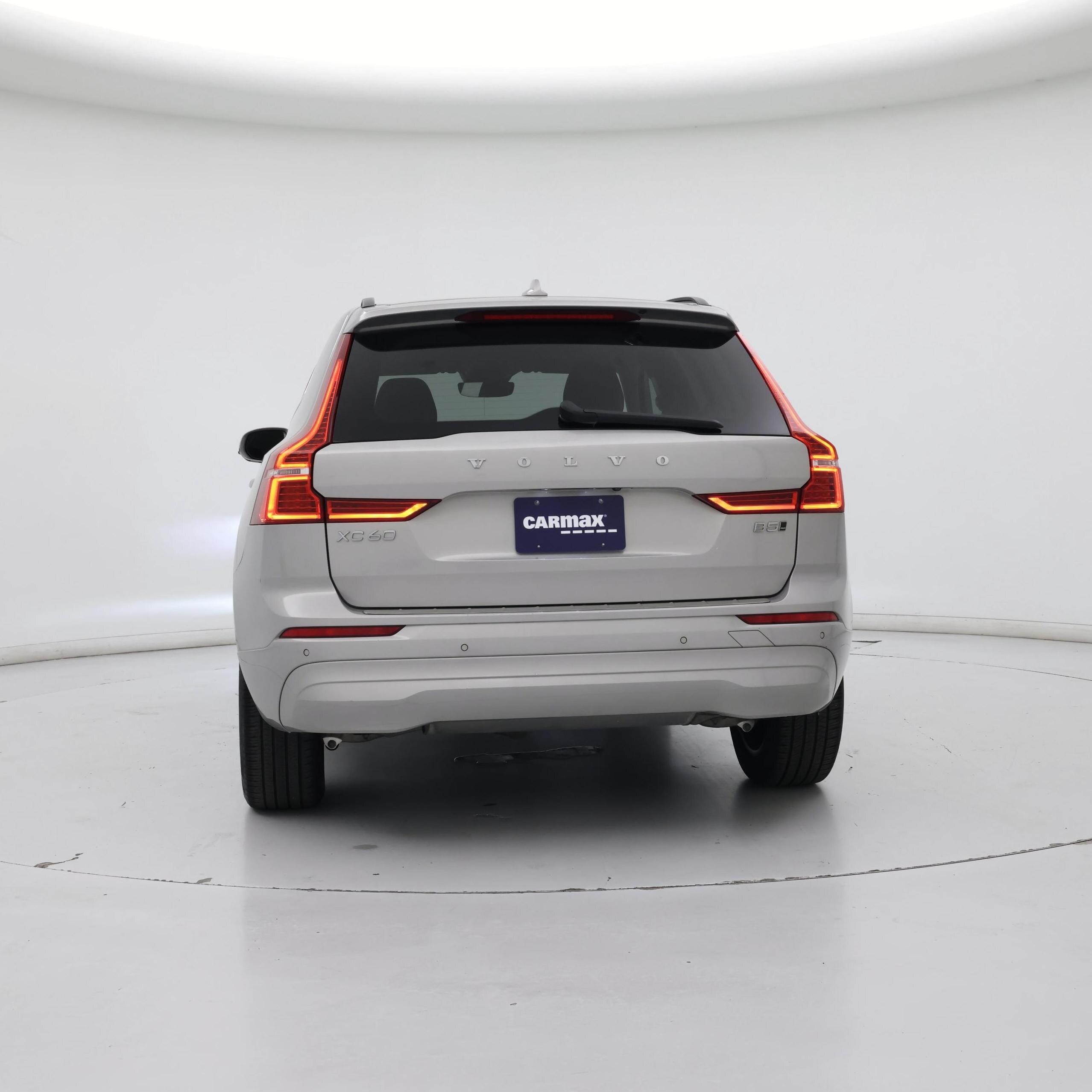 Thumbnail: 2023 Volvo XC60 - 6