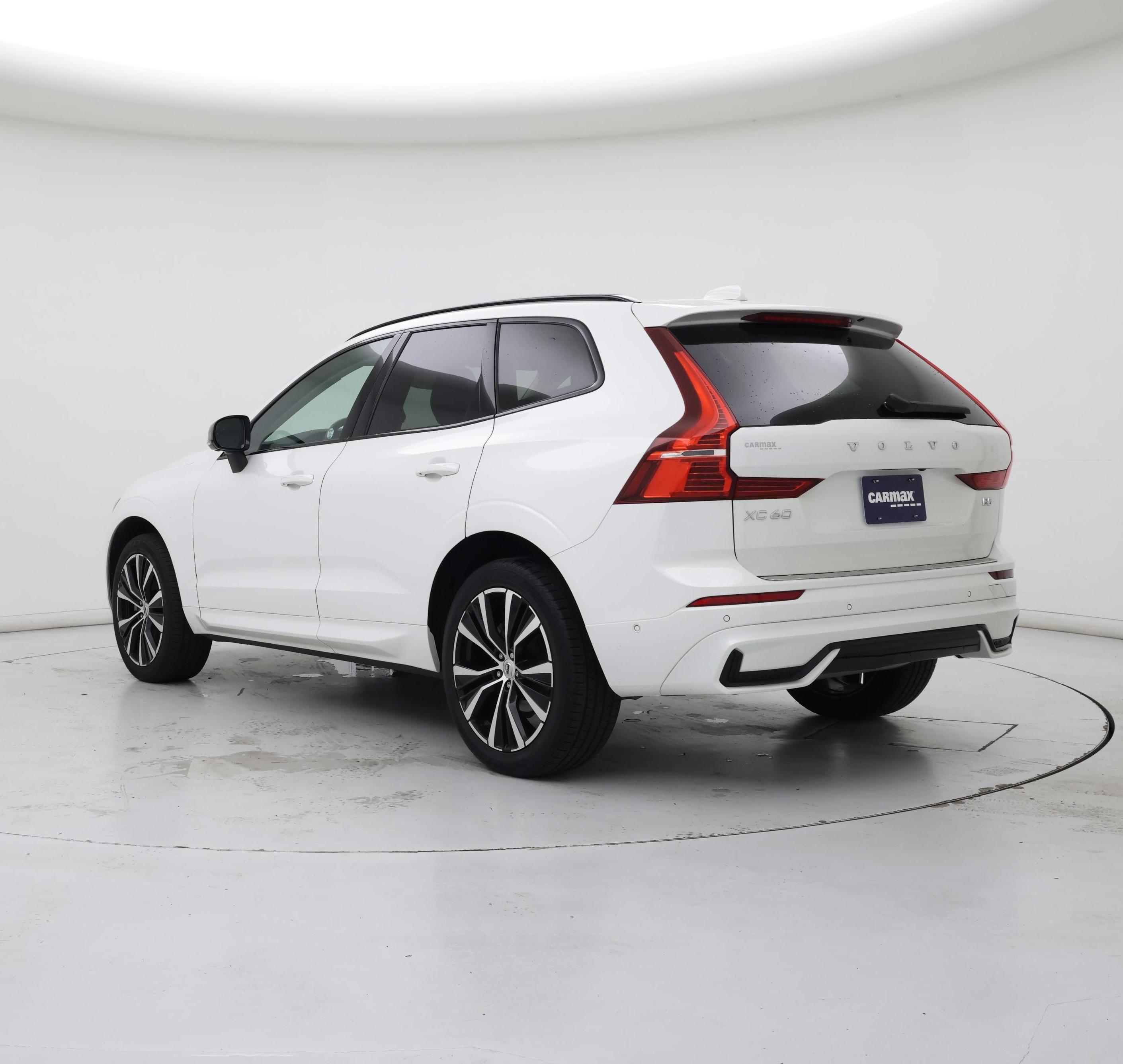 Thumbnail: 2023 Volvo XC60 - 2