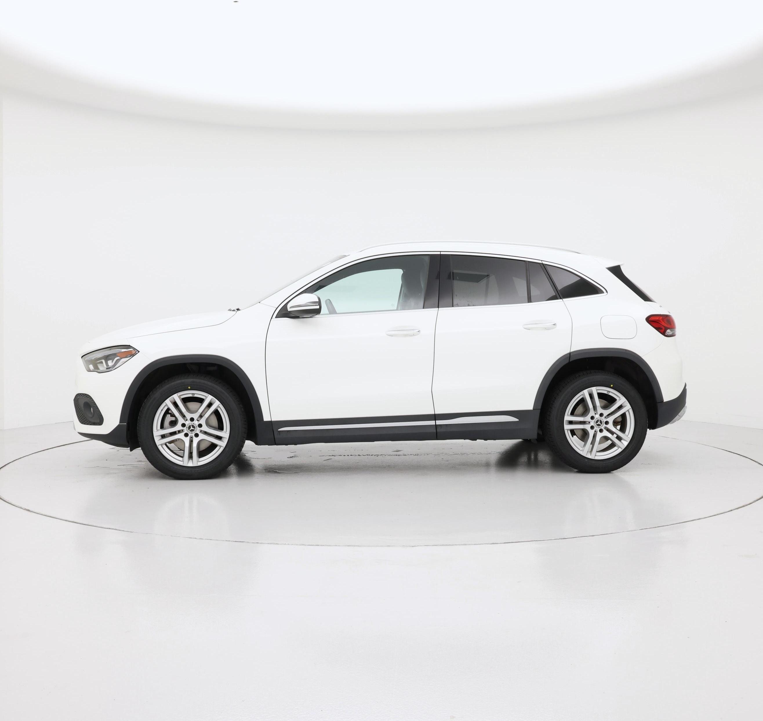 Thumbnail: 2023 Mercedes-Benz GLA - 3