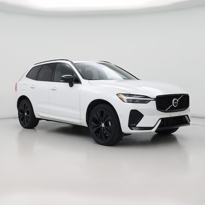 2023 Volvo XC60 B5 Plus Dark Theme
