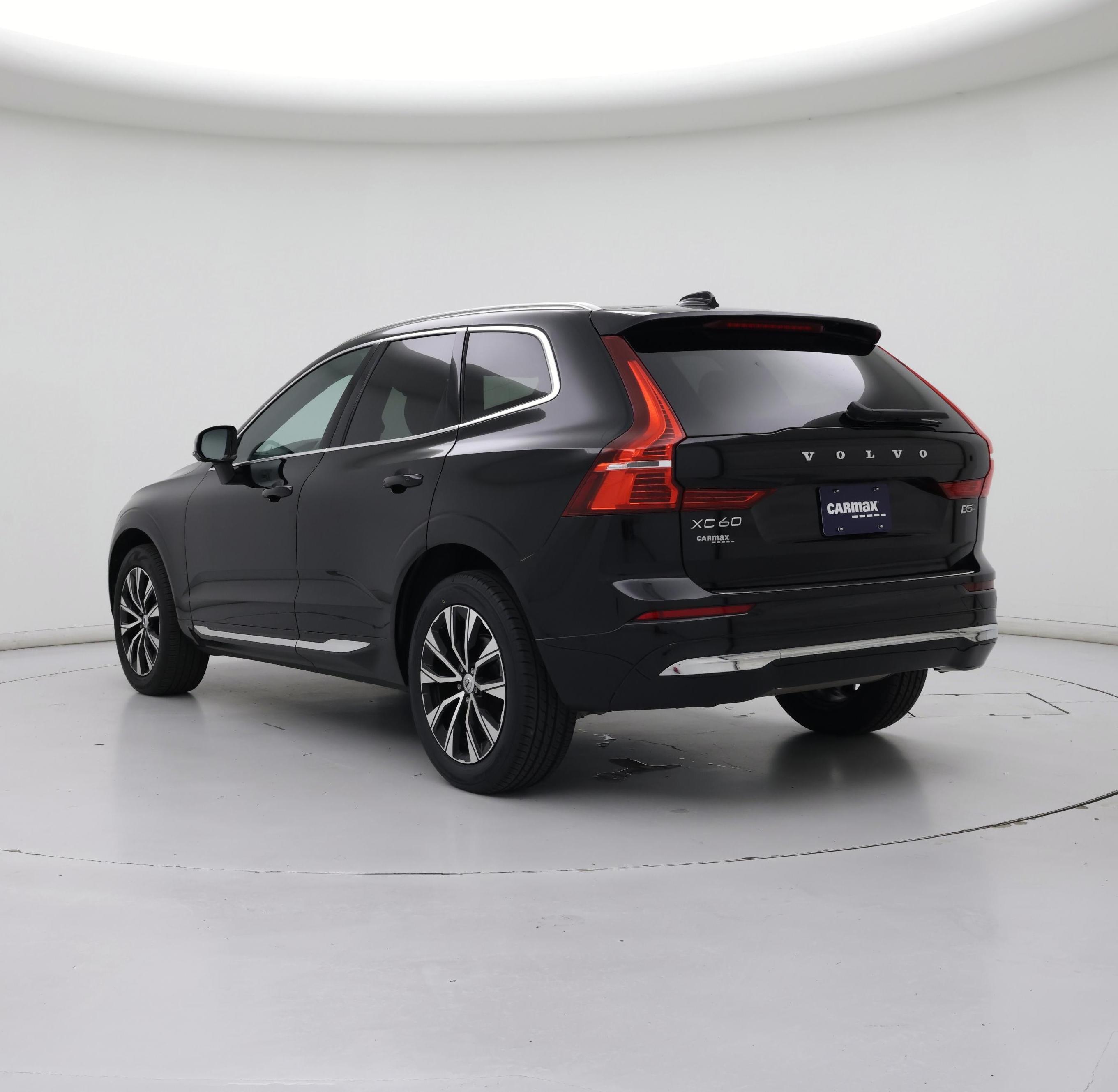 Thumbnail: 2023 Volvo XC60 - 2