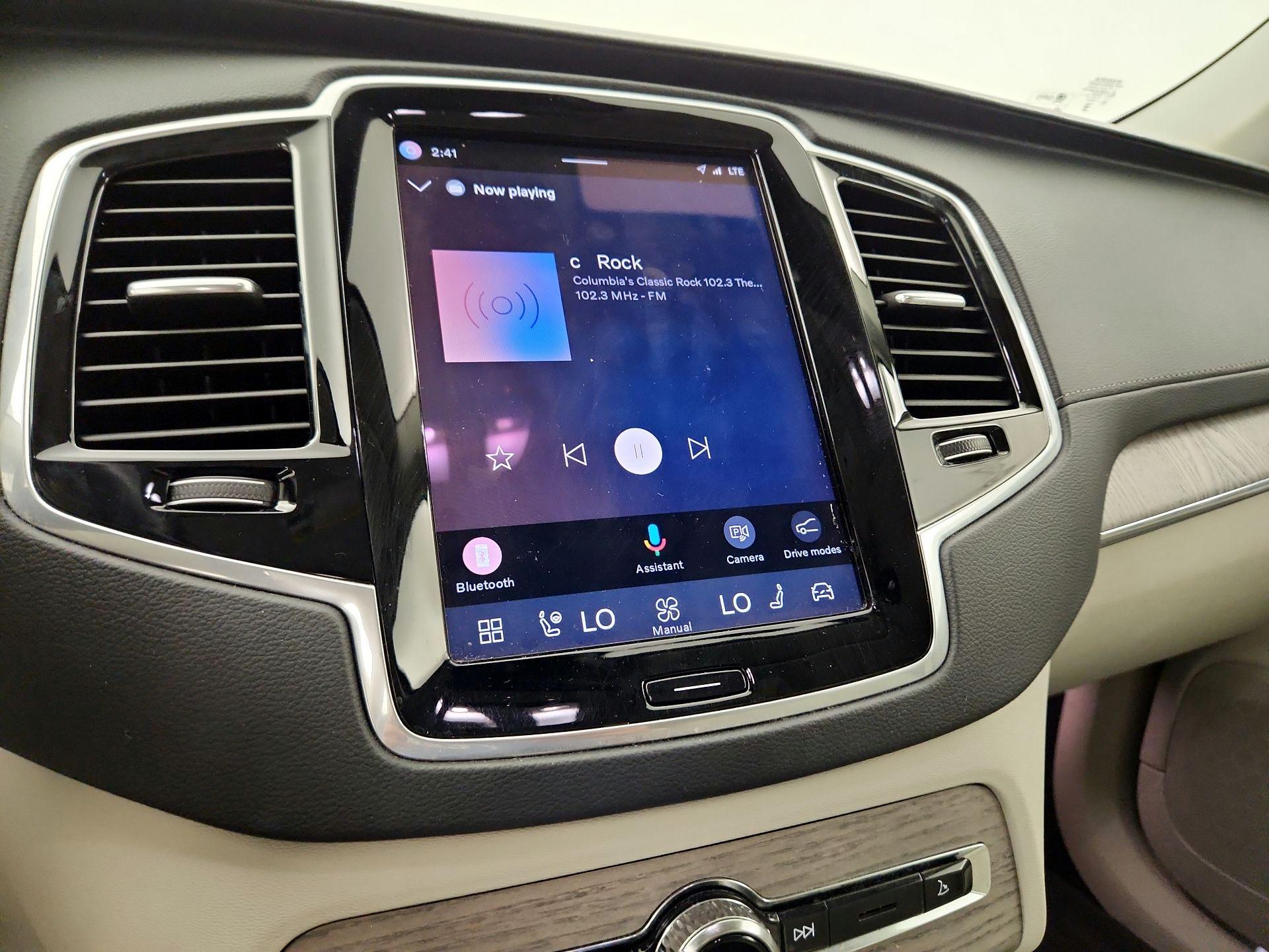 Thumbnail: 2023 Volvo XC90 - 16