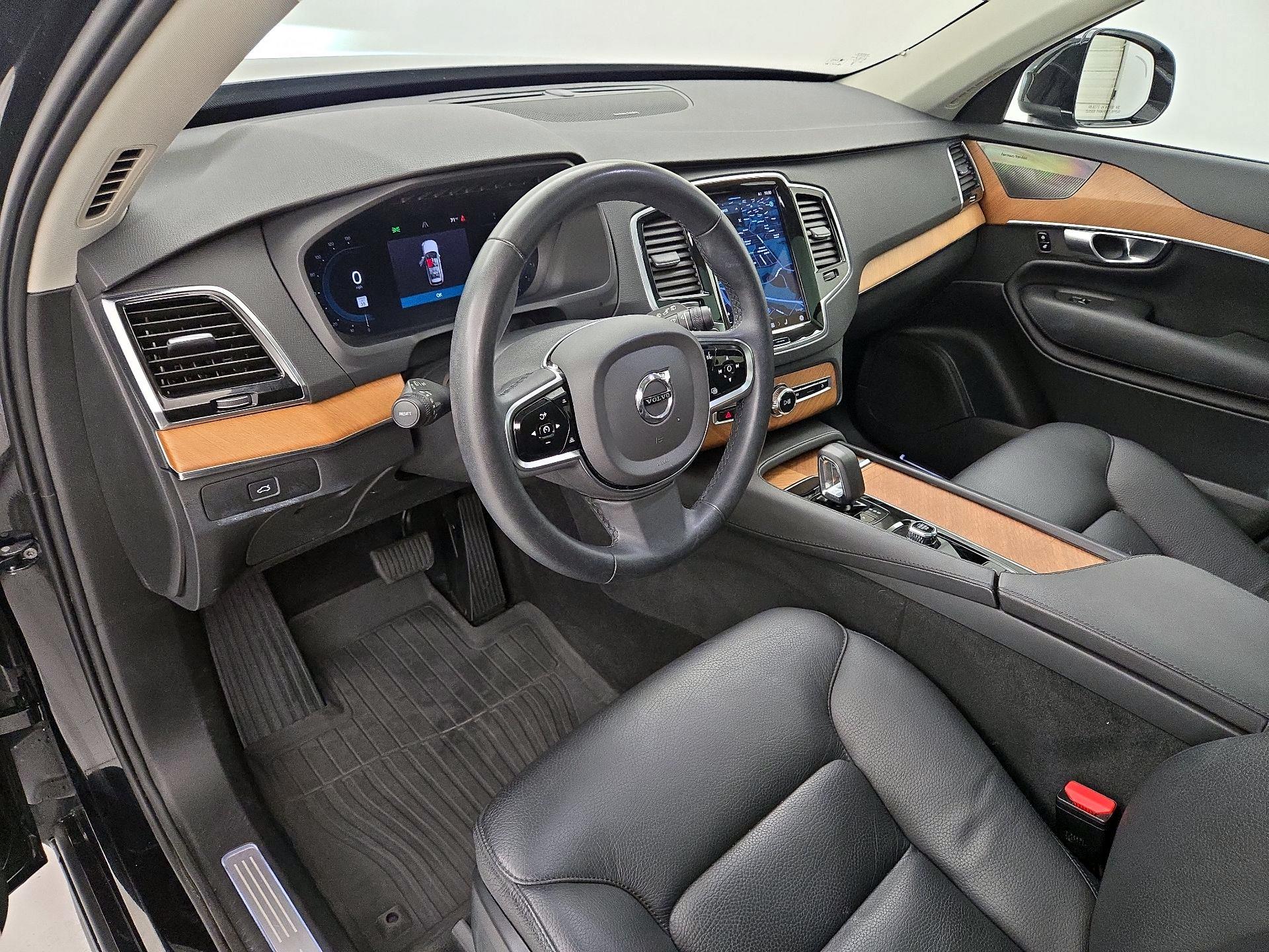 Thumbnail: 2023 Volvo XC90 - 11