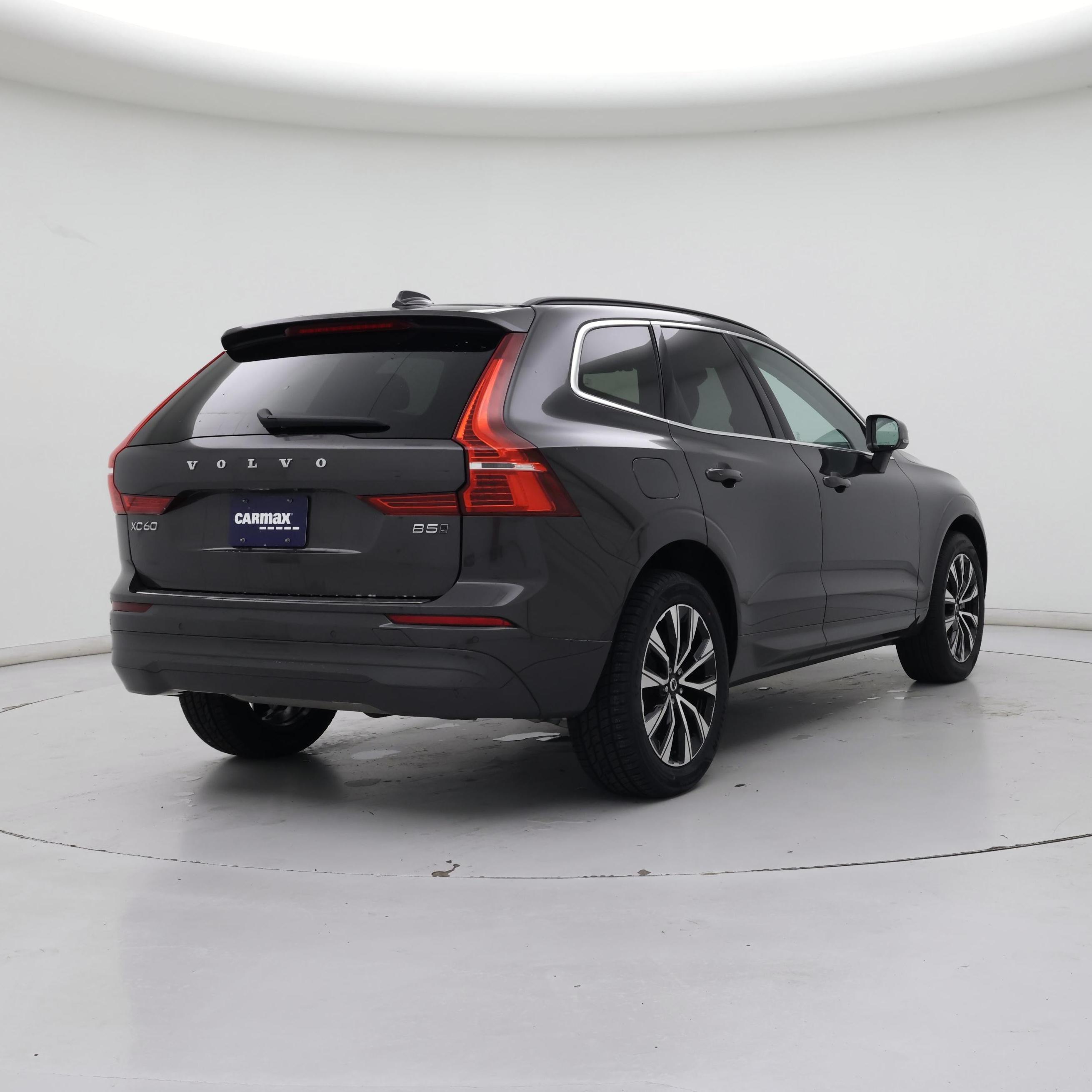Thumbnail: 2023 Volvo XC60 - 8