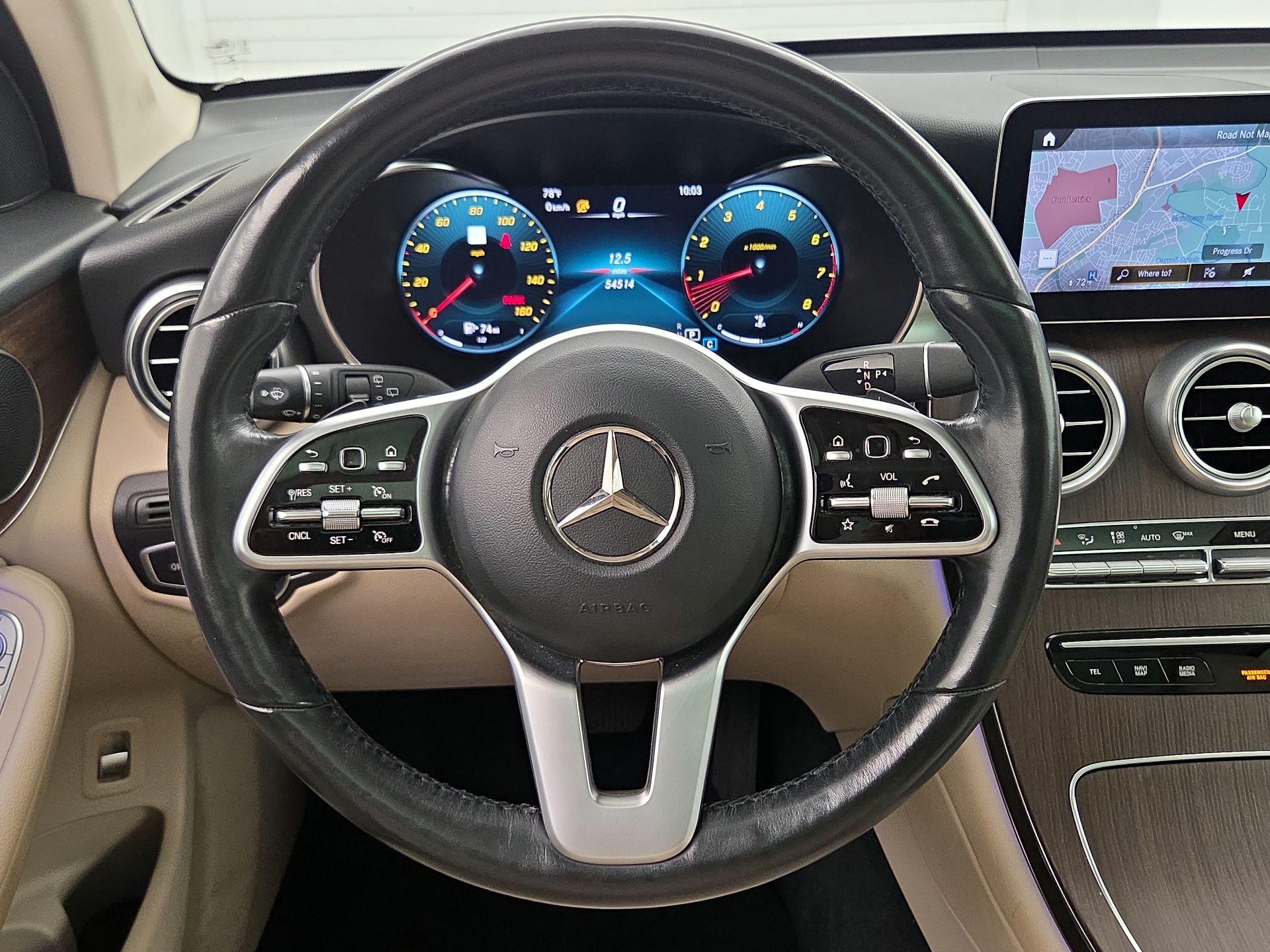 Thumbnail: 2022 Mercedes-Benz GLC - 10