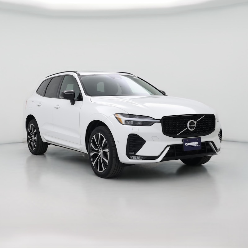 2024 Volvo XC60 B5 Plus Dark Theme