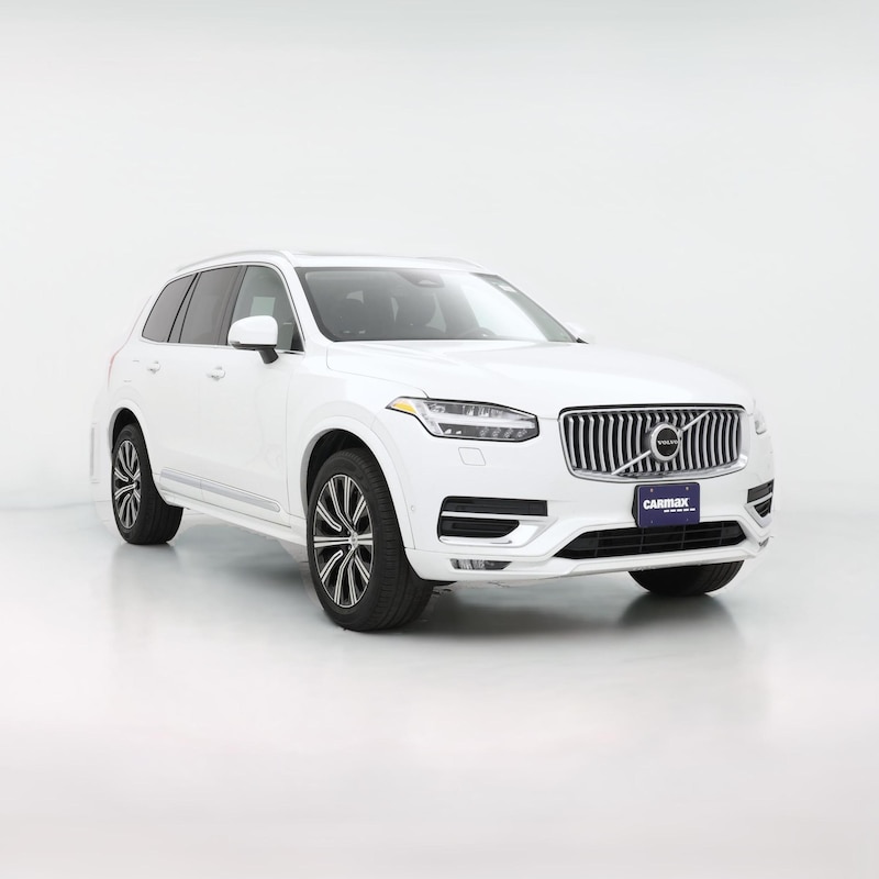 2023 Volvo XC90 B6 Plus