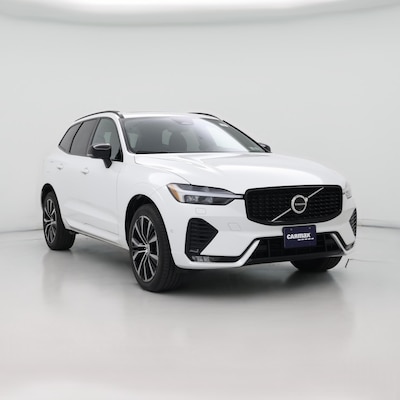 2024 Volvo XC60 B5 Plus Dark Theme