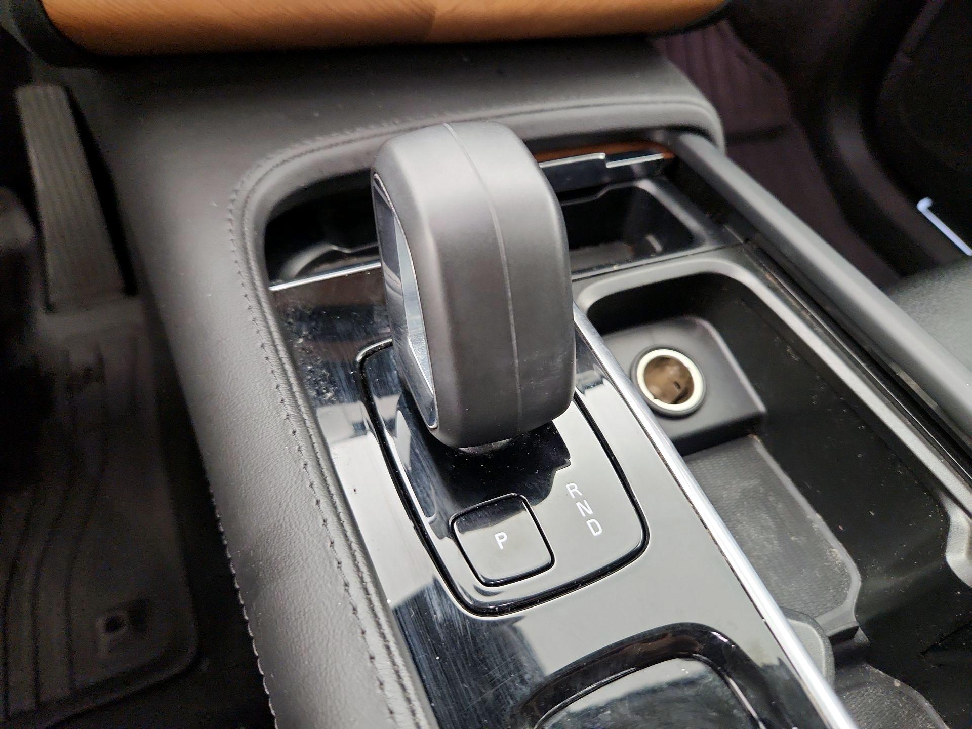 Thumbnail: 2023 Volvo XC90 - 16
