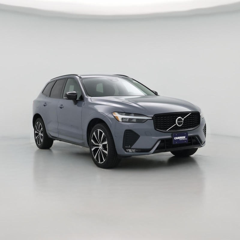 2024 Volvo XC60 B5 Plus Dark Theme