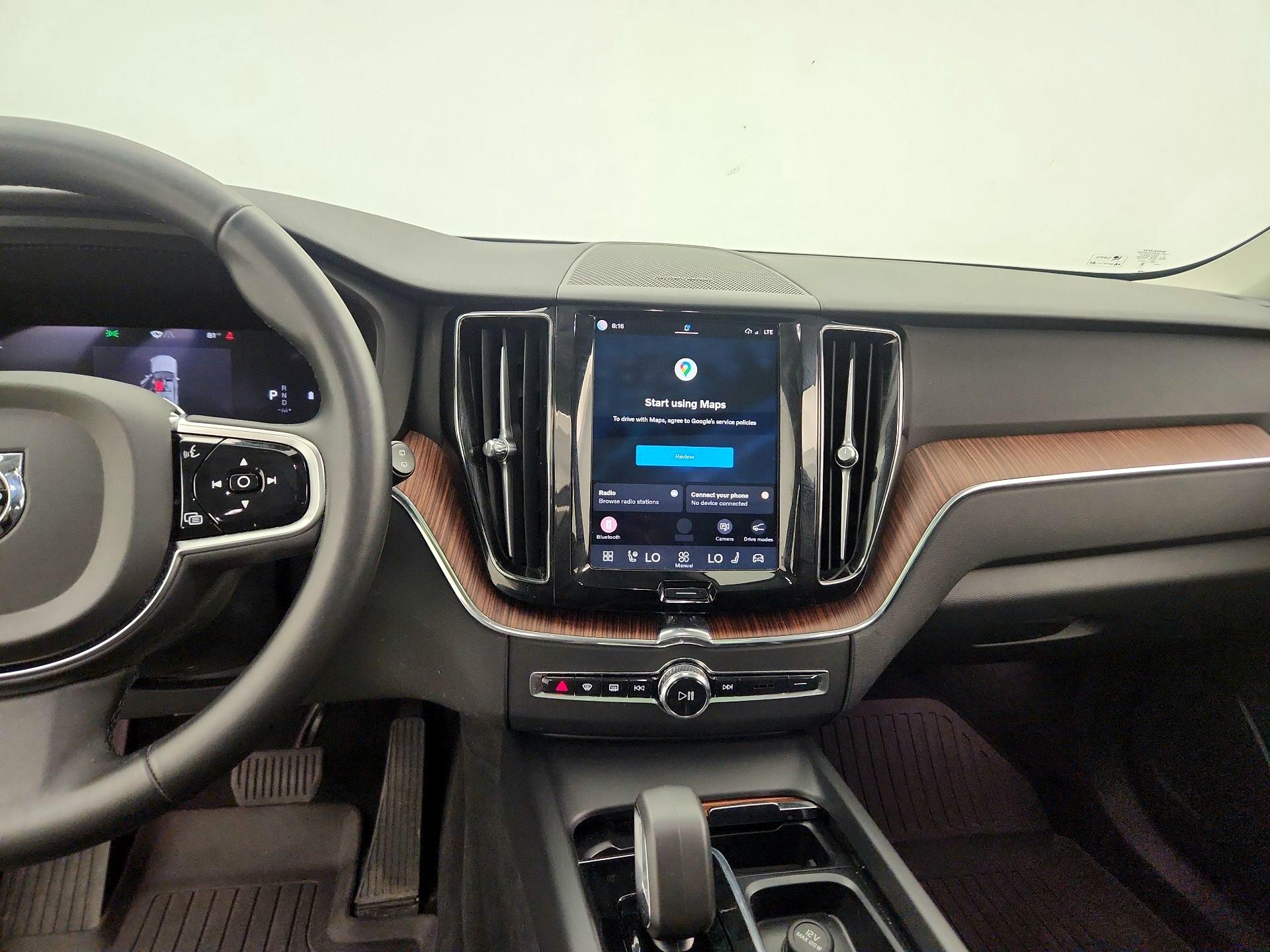 Thumbnail: 2024 Volvo XC60 - 9