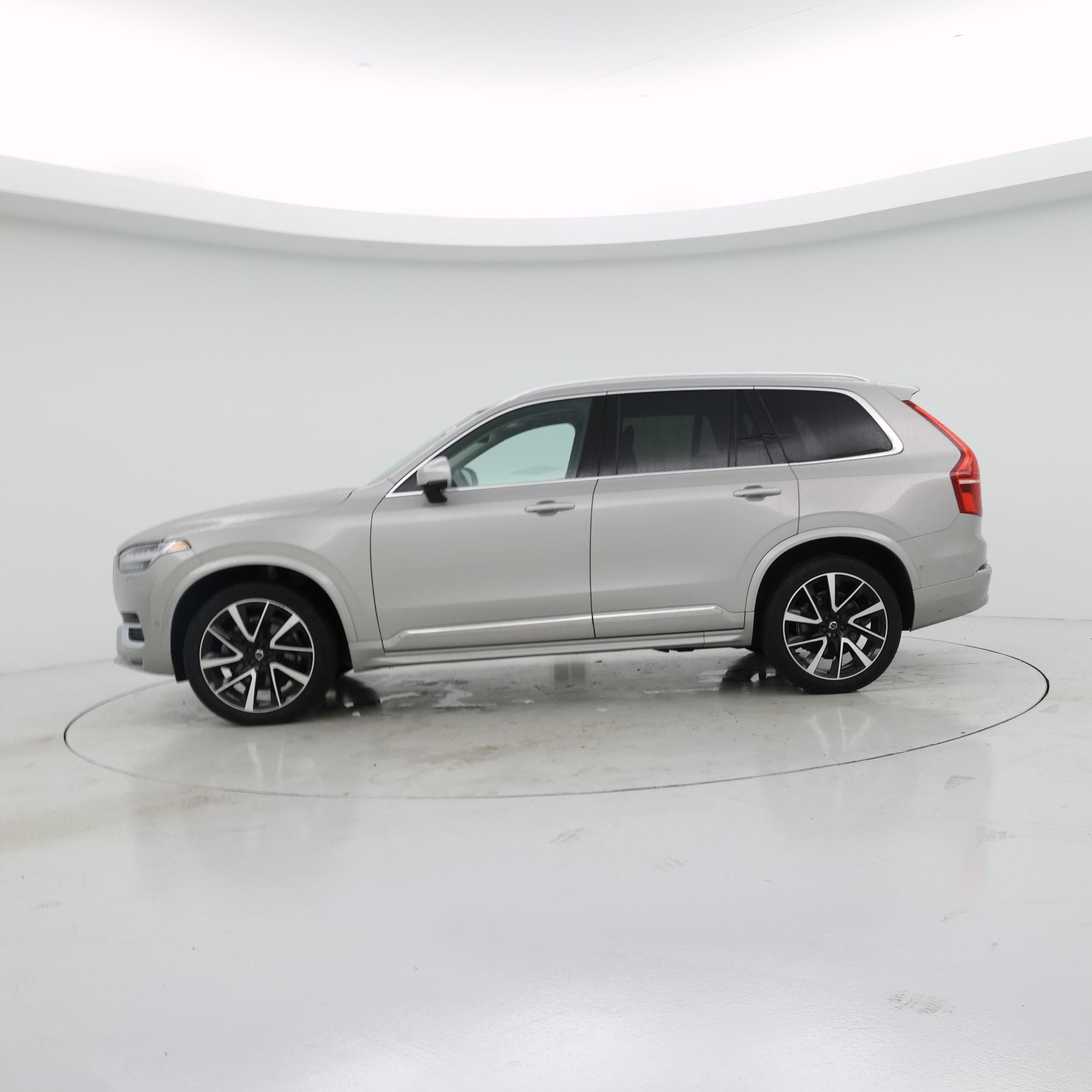 Thumbnail: 2023 Volvo XC90 - 3