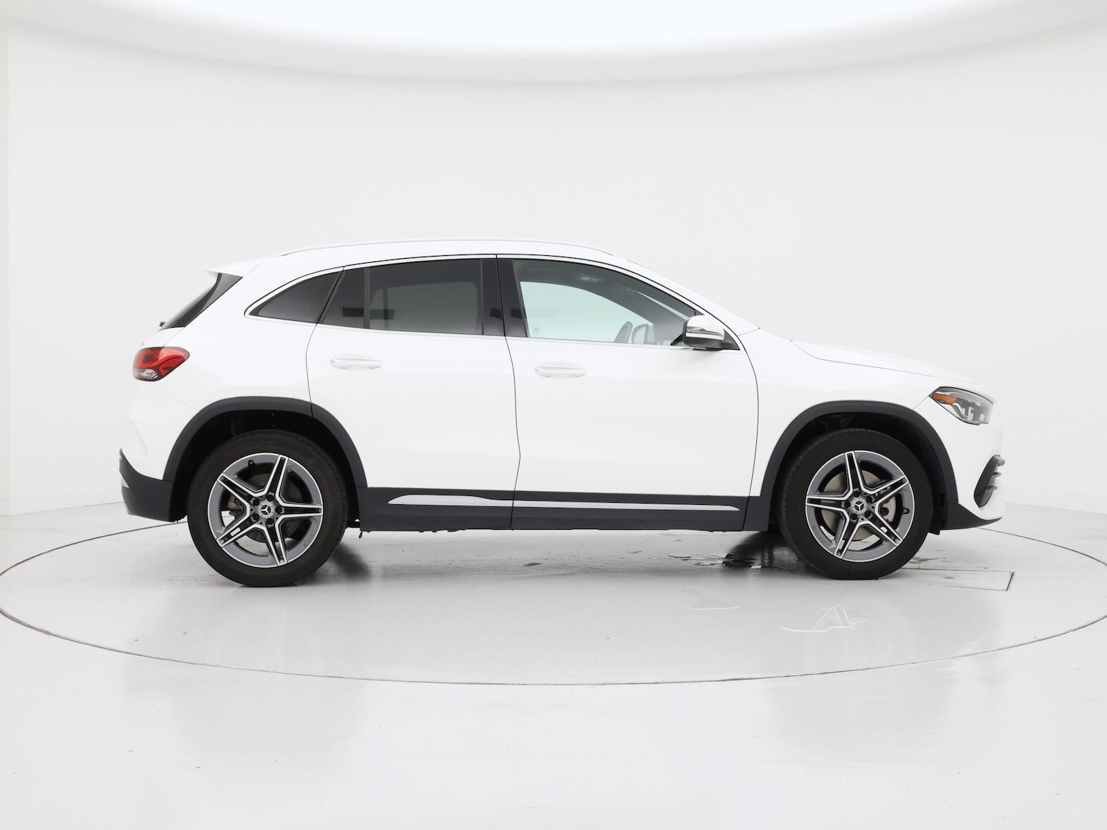 2023 Mercedes-Benz GLA Base - Photo 8