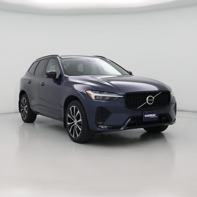 2024 Volvo XC60 B5 Plus Dark Theme
