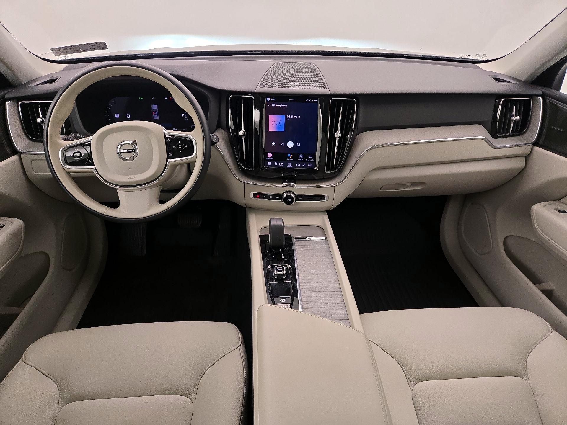 Thumbnail: 2024 Volvo XC60 - 9