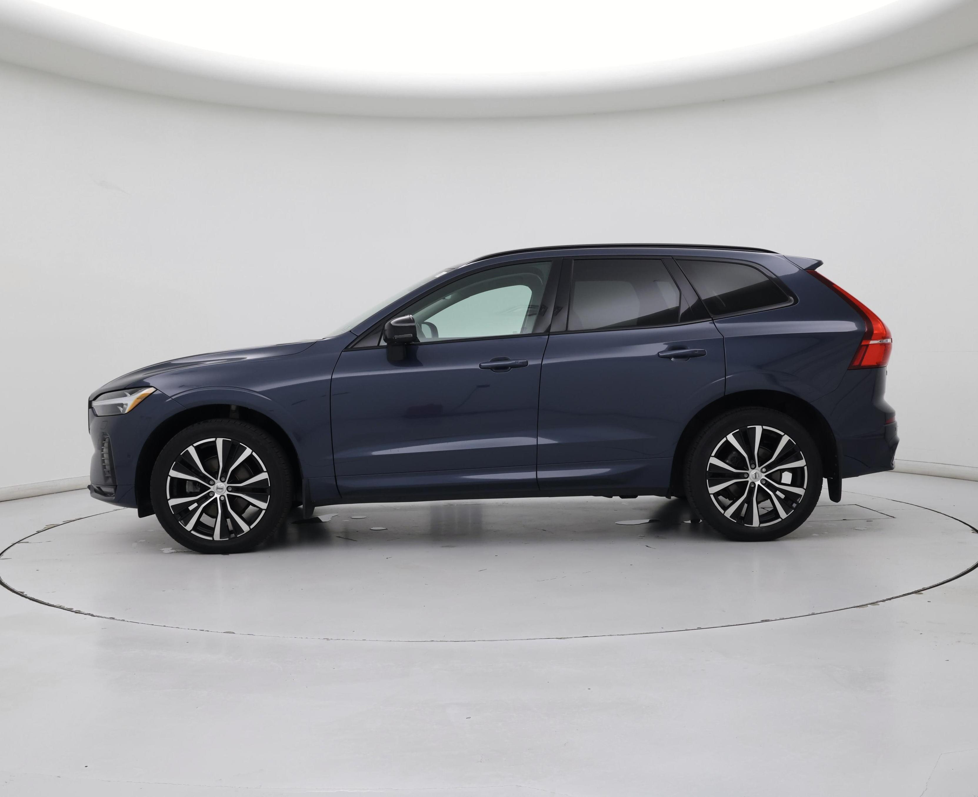 Thumbnail: 2024 Volvo XC60 - 3