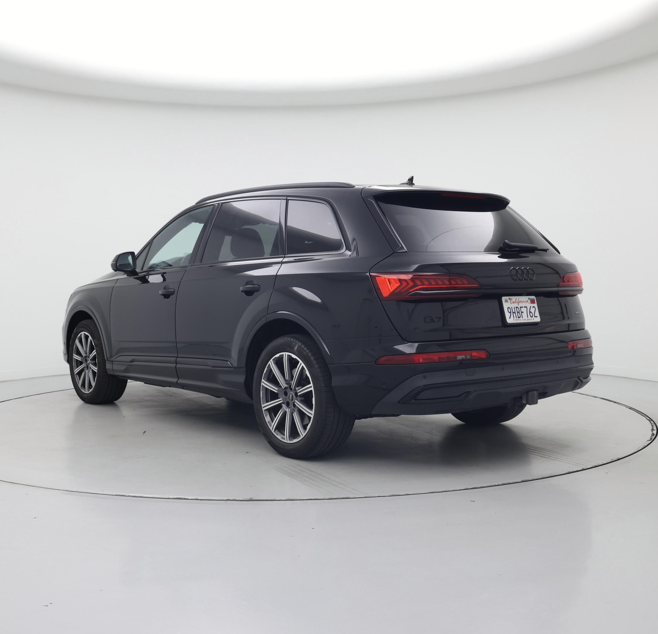 Thumbnail: 2023 Audi Q7 - 2