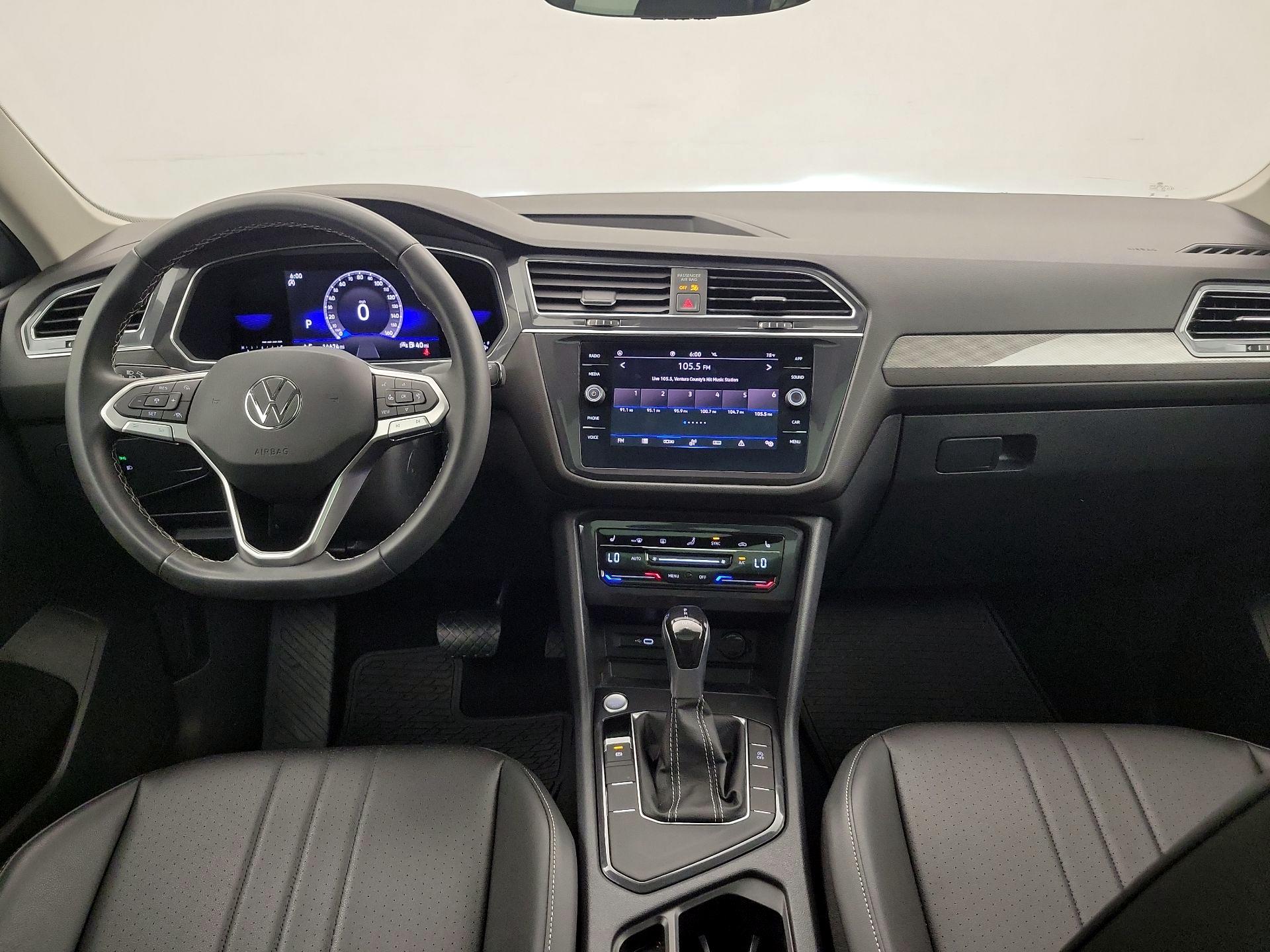 Thumbnail: 2023 Volkswagen Tiguan - 9