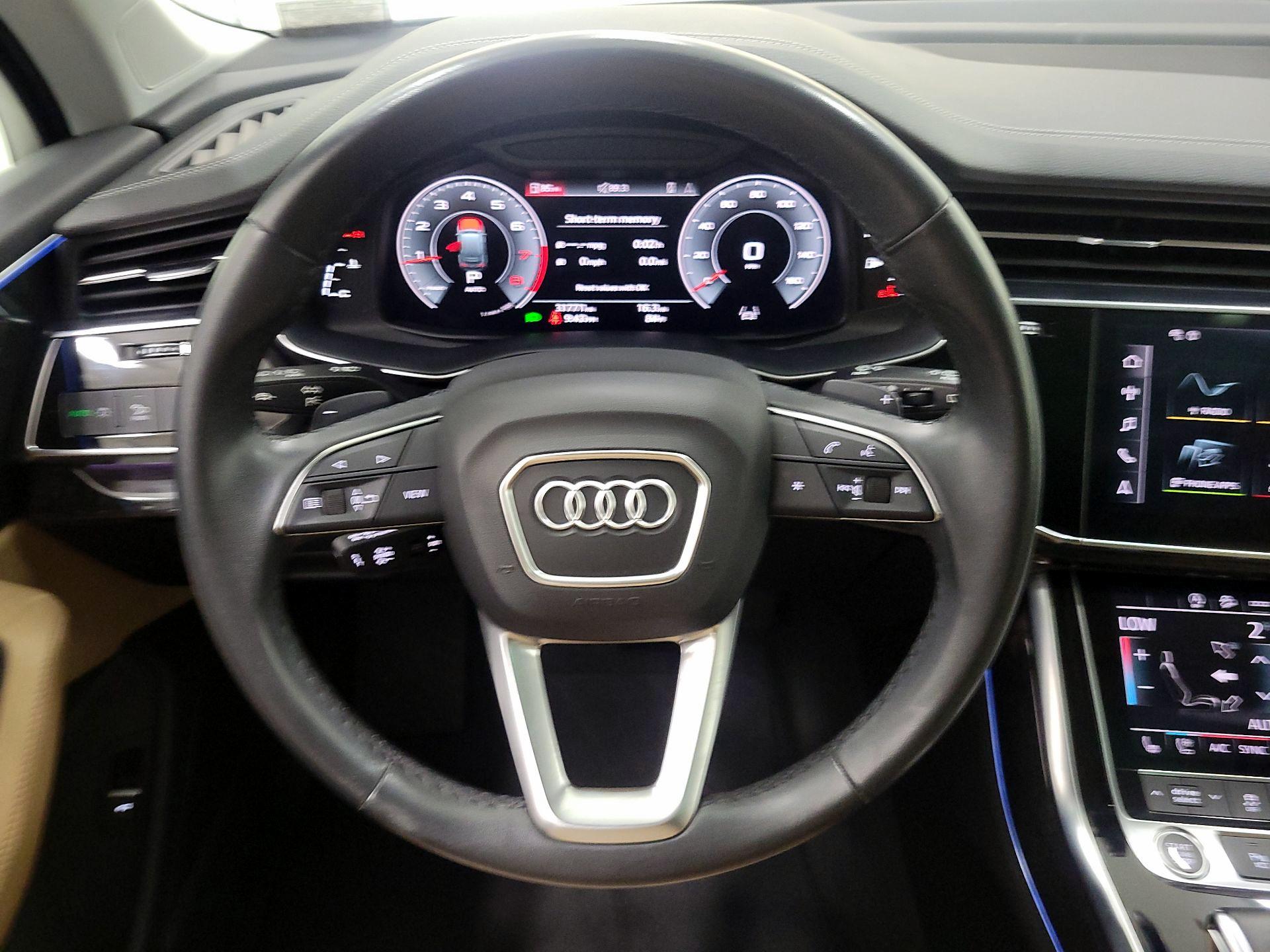 Thumbnail: 2023 Audi Q7 - 10