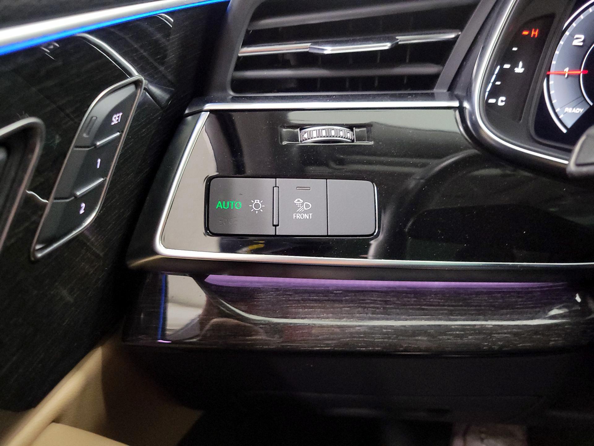 Thumbnail: 2023 Audi Q7 - 13