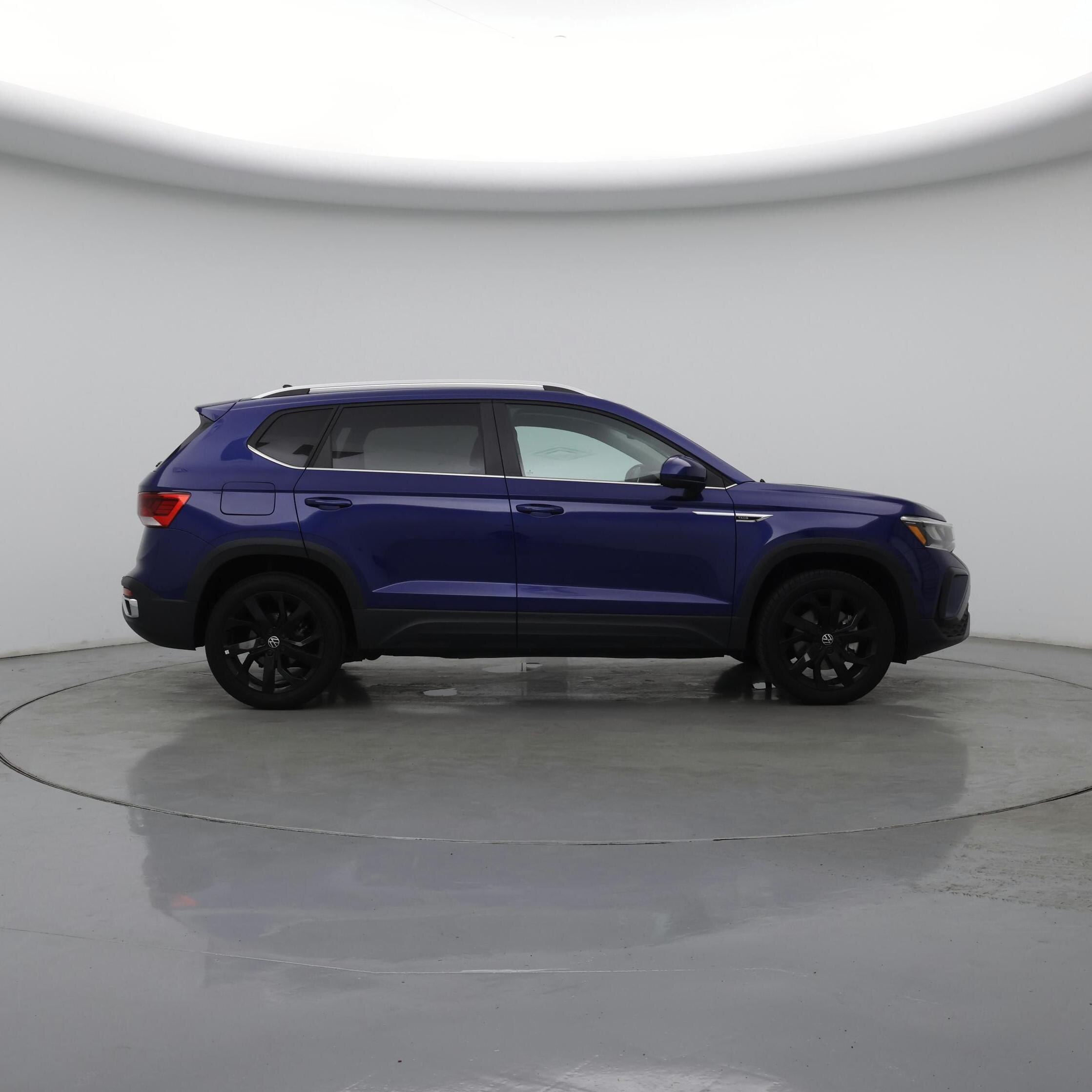 Thumbnail: 2023 Volkswagen Taos - 7