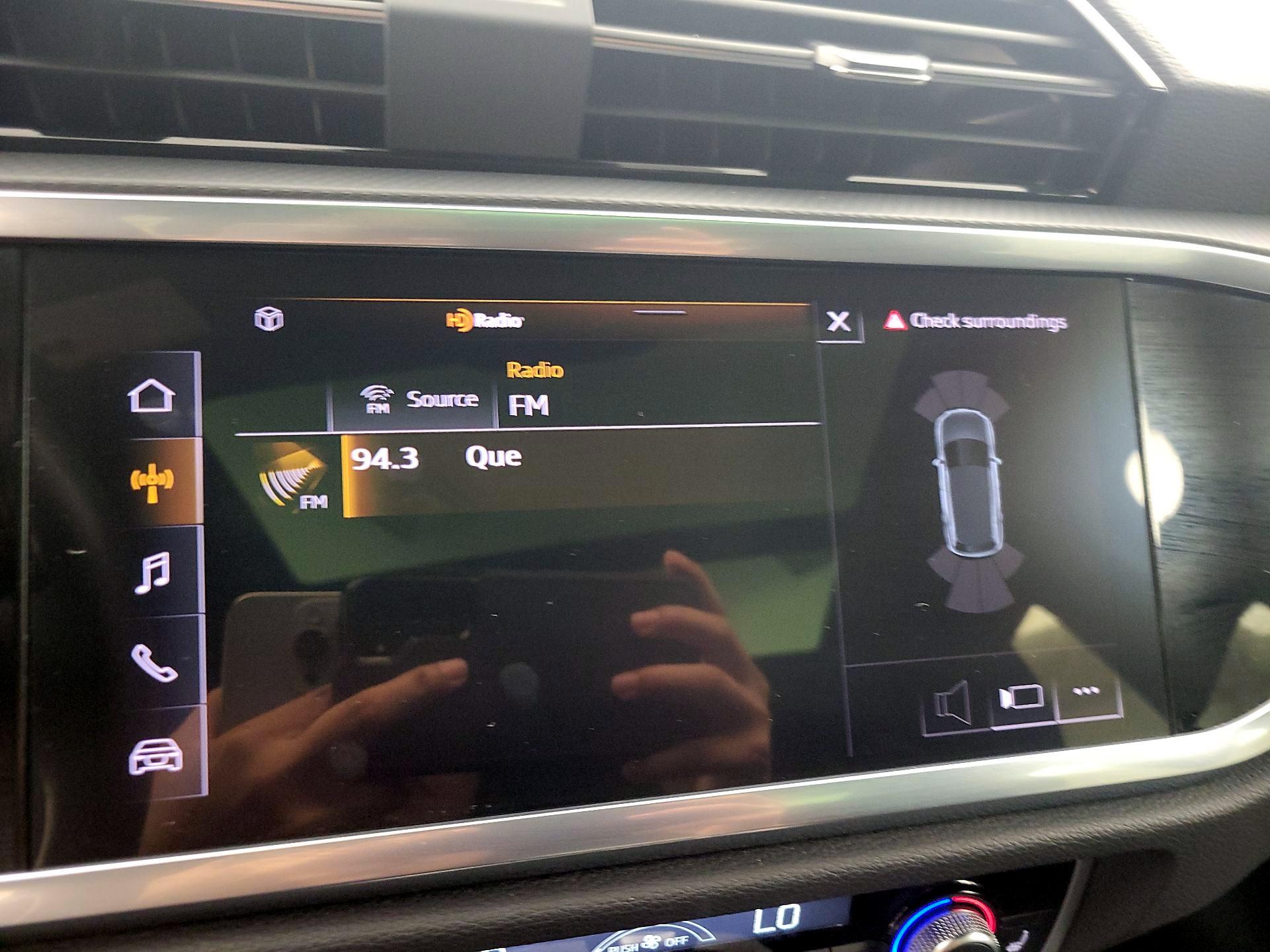 Thumbnail: 2023 Audi Q3 - 15